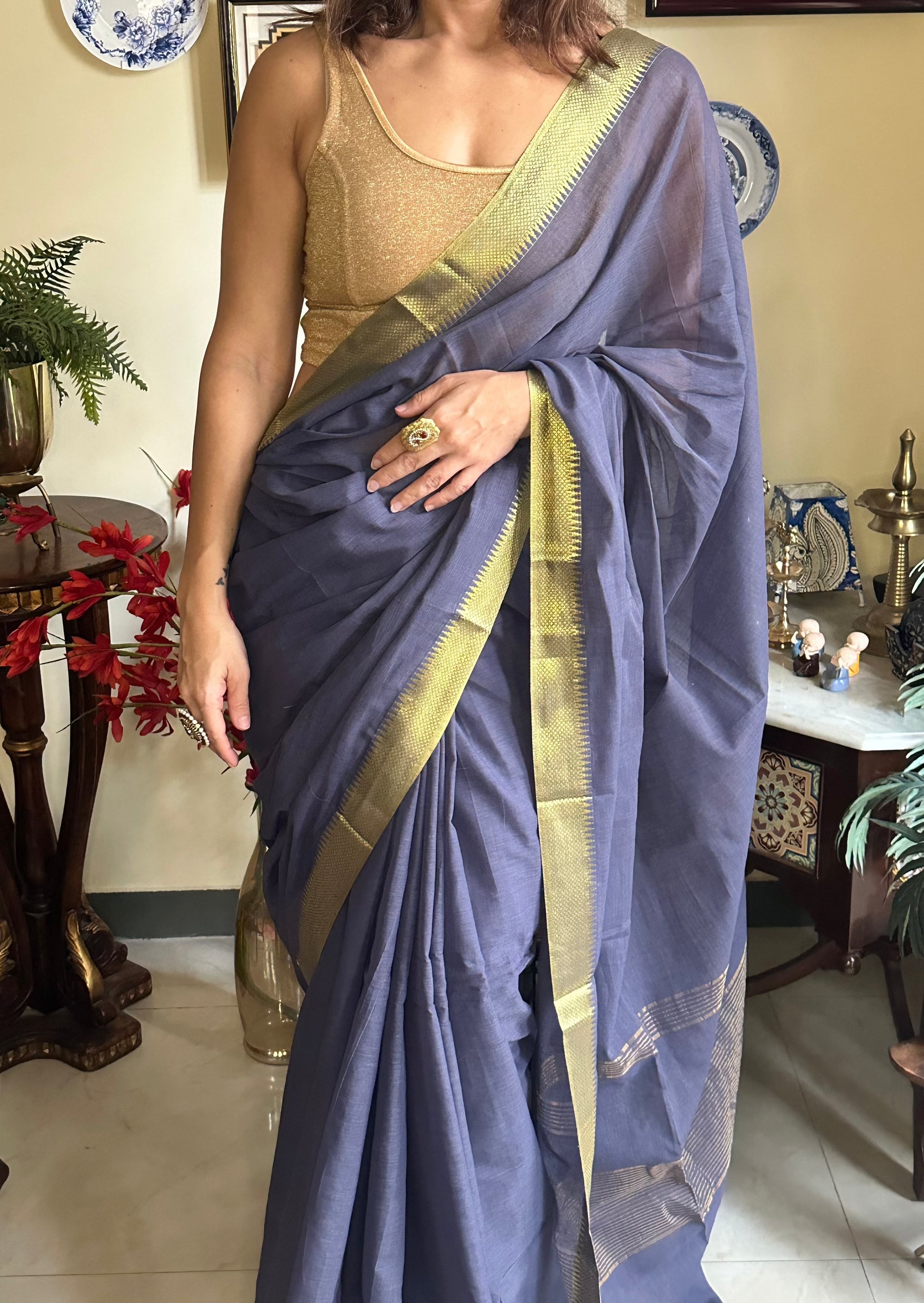 Hand spun Organic Cotton with Zari Woven border - Raahini