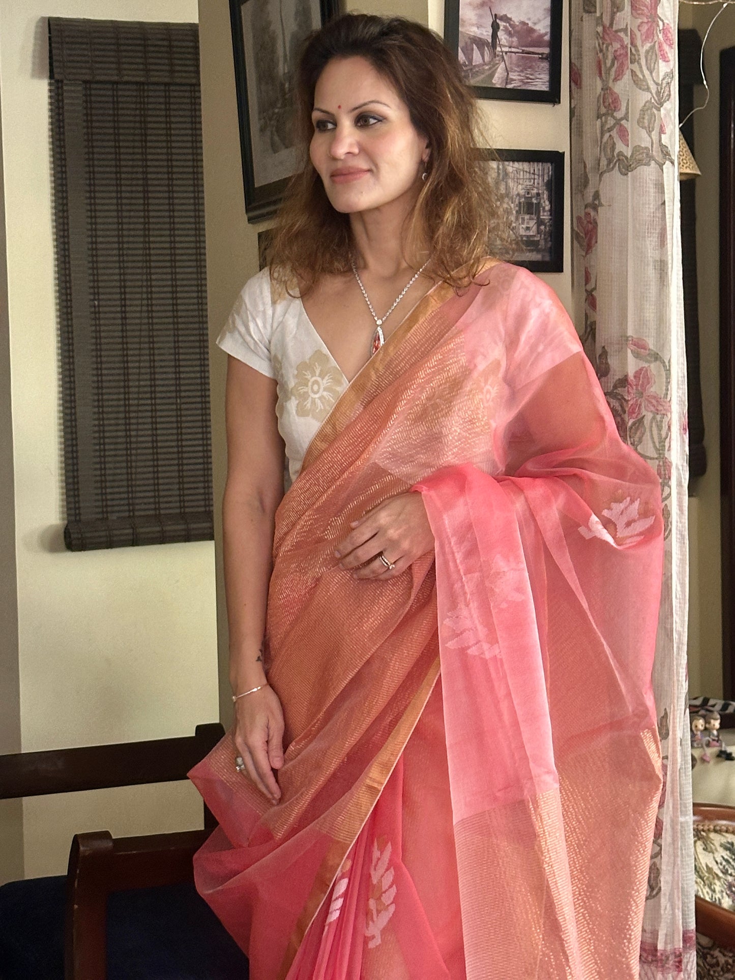 Peach Pure Muslin Silk Handloom Jamdani Saree with Zari Work