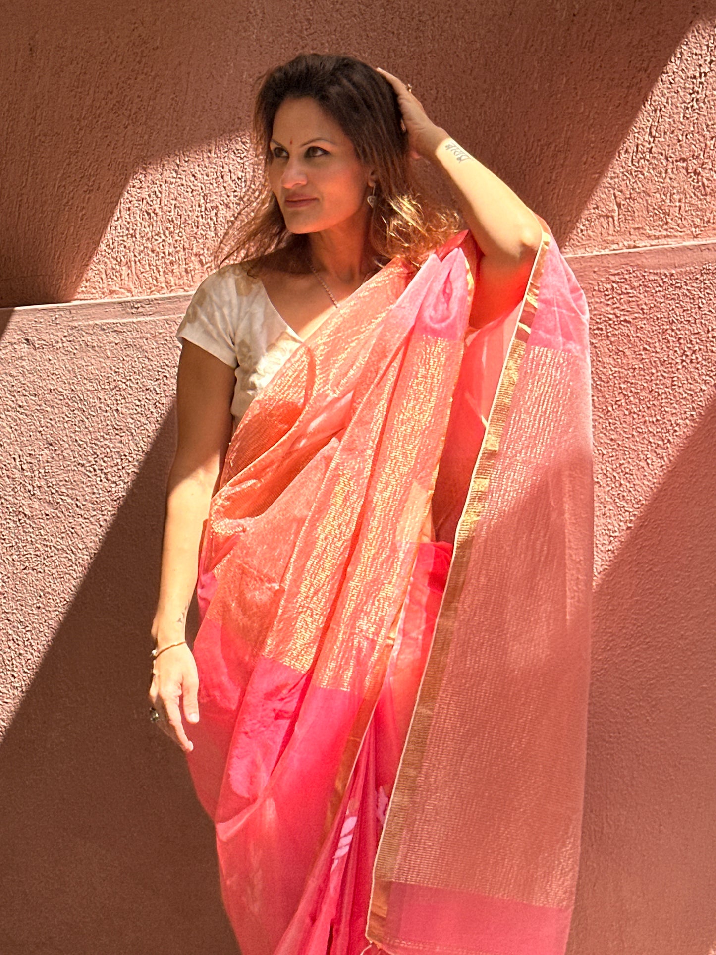 Peach Pure Muslin Silk Handloom Jamdani Saree with Zari Work