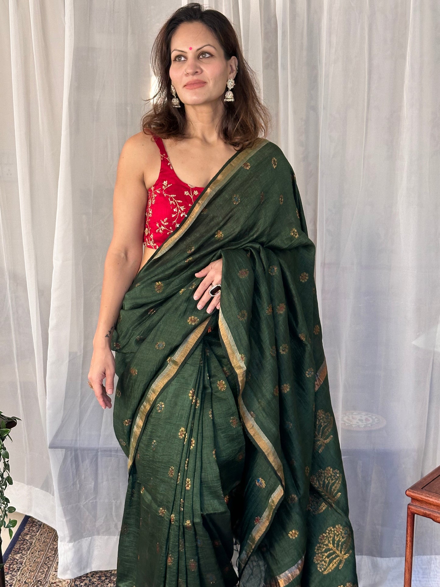 Green Pure Linen Cotton Jamdani Sari with Zari Work