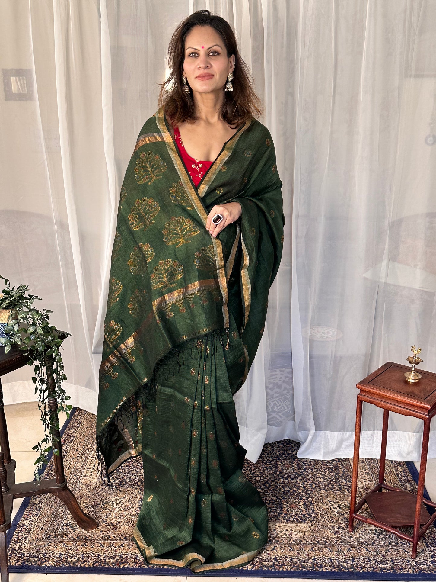 Green Pure Linen Cotton Jamdani Sari with Zari Work