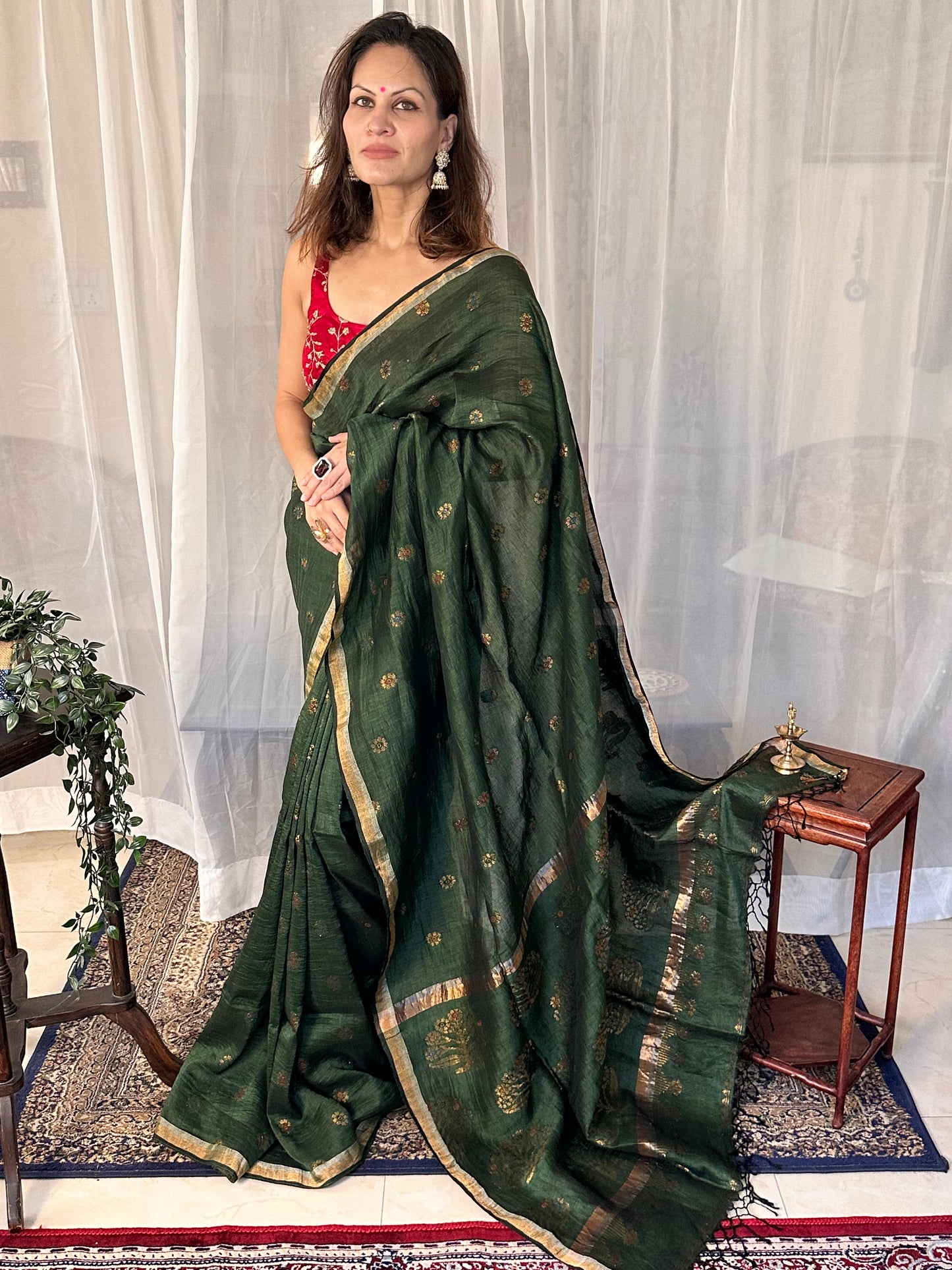 Green Pure Linen Cotton Jamdani Sari with Zari Work