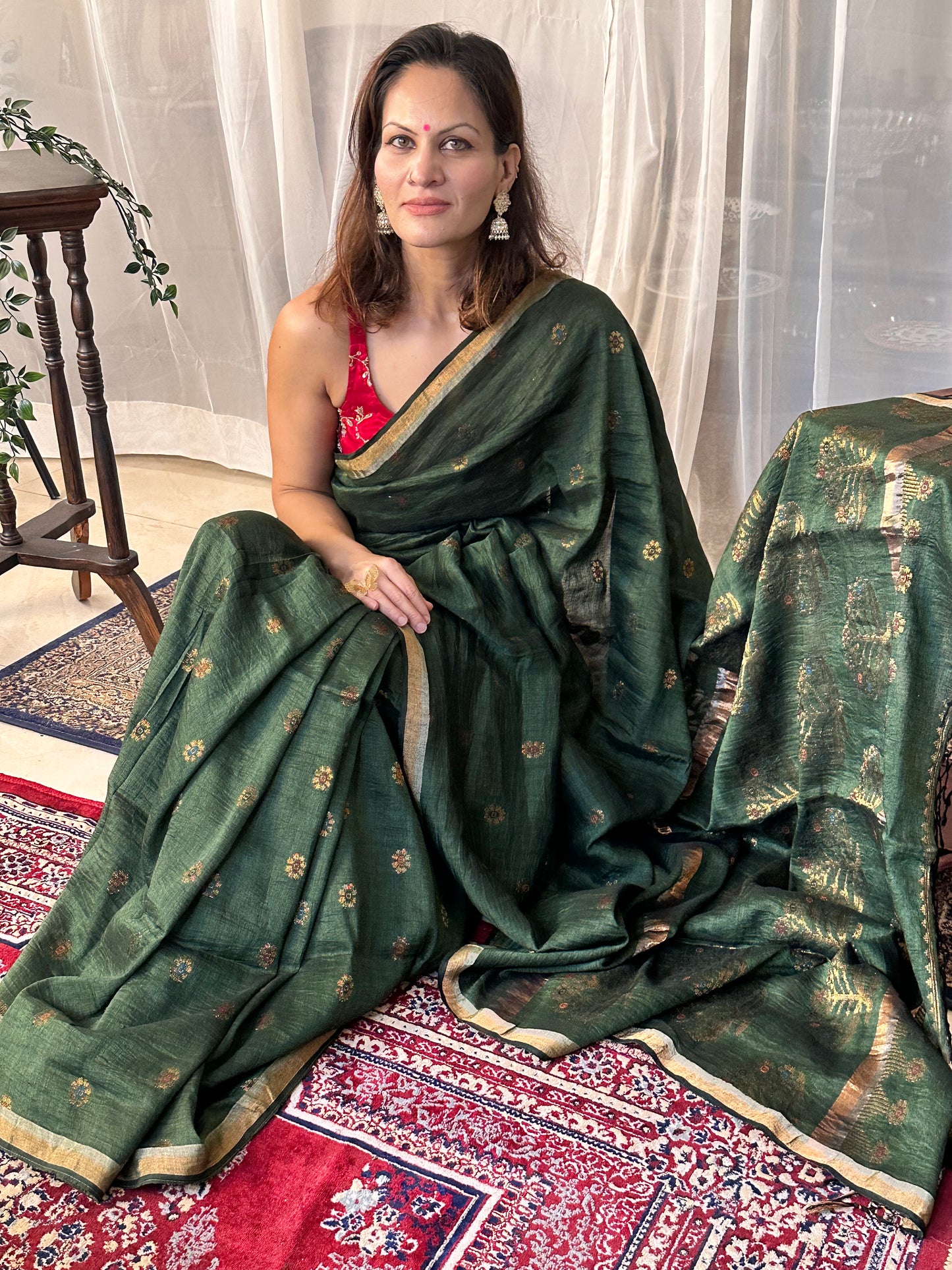 Green Pure Linen Cotton Jamdani Sari with Zari Work