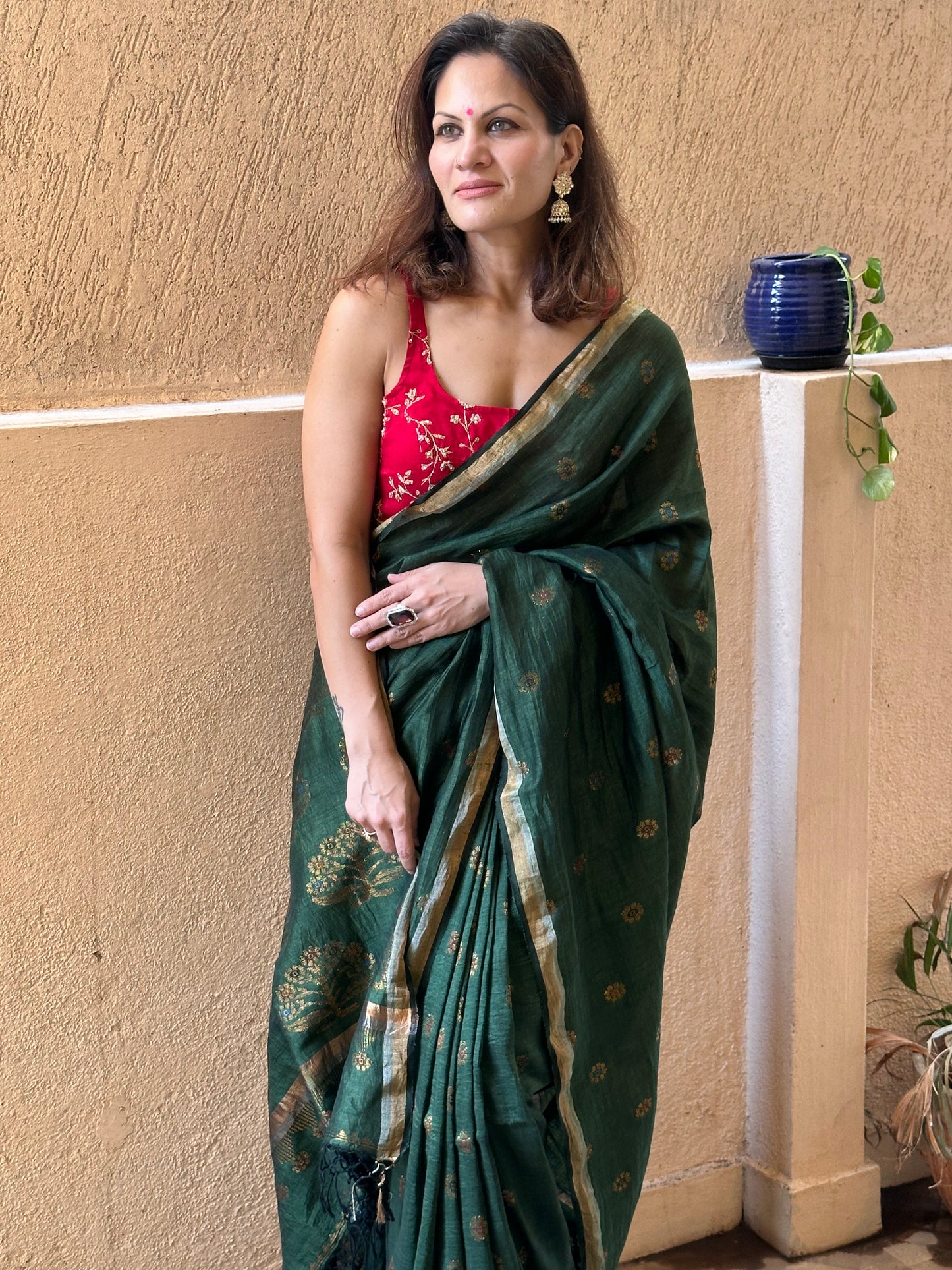 Green Pure Linen Cotton Jamdani Sari with Zari Work