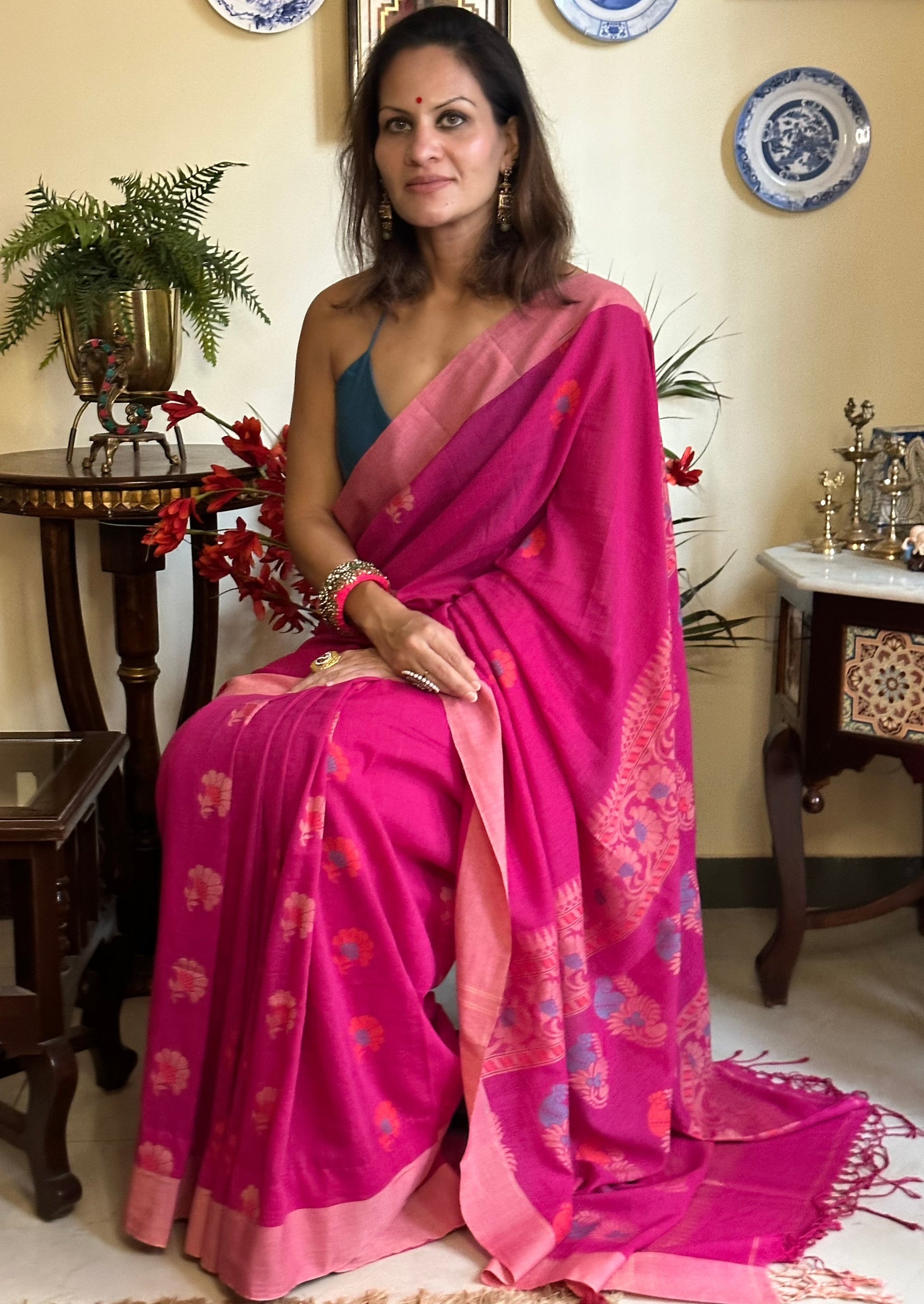 Pure Cotton Handloom Super Soft Jamdani with Woven Motifs - Raahini