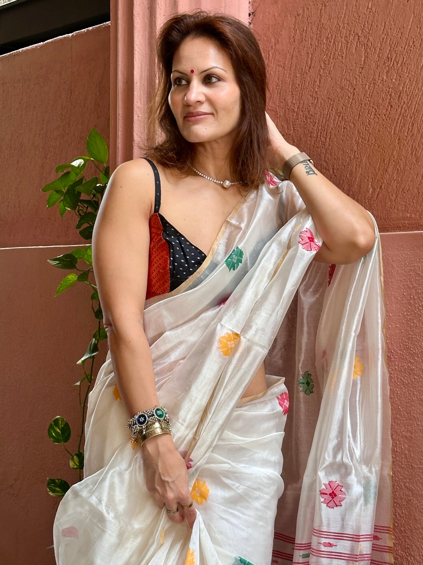 White Cotton Silk Jamdani Saree with Intricate Jamdani Work