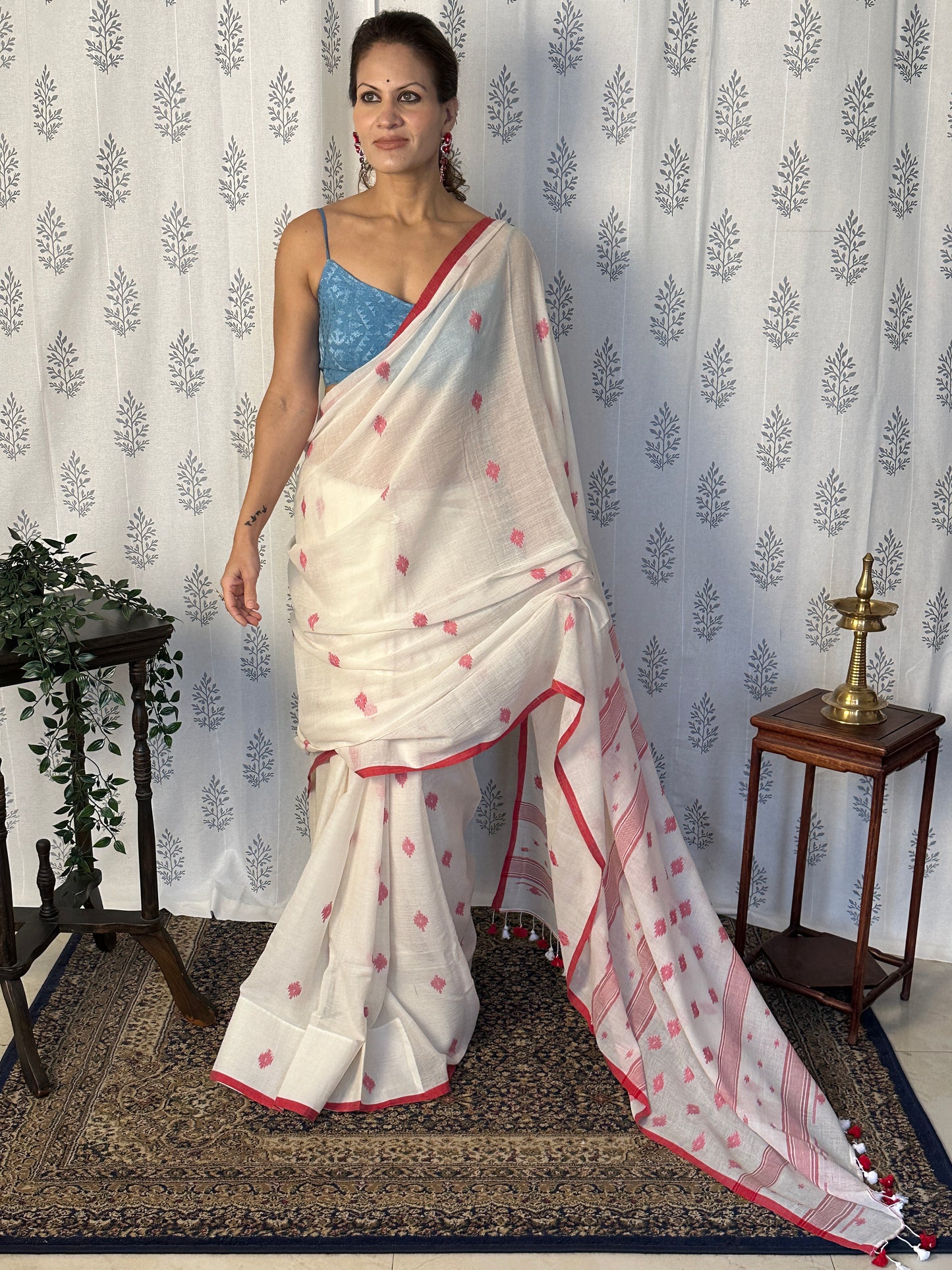 Cream Pure Hand Spun Fine Cotton Jamdani Saree with Intricate Needlework