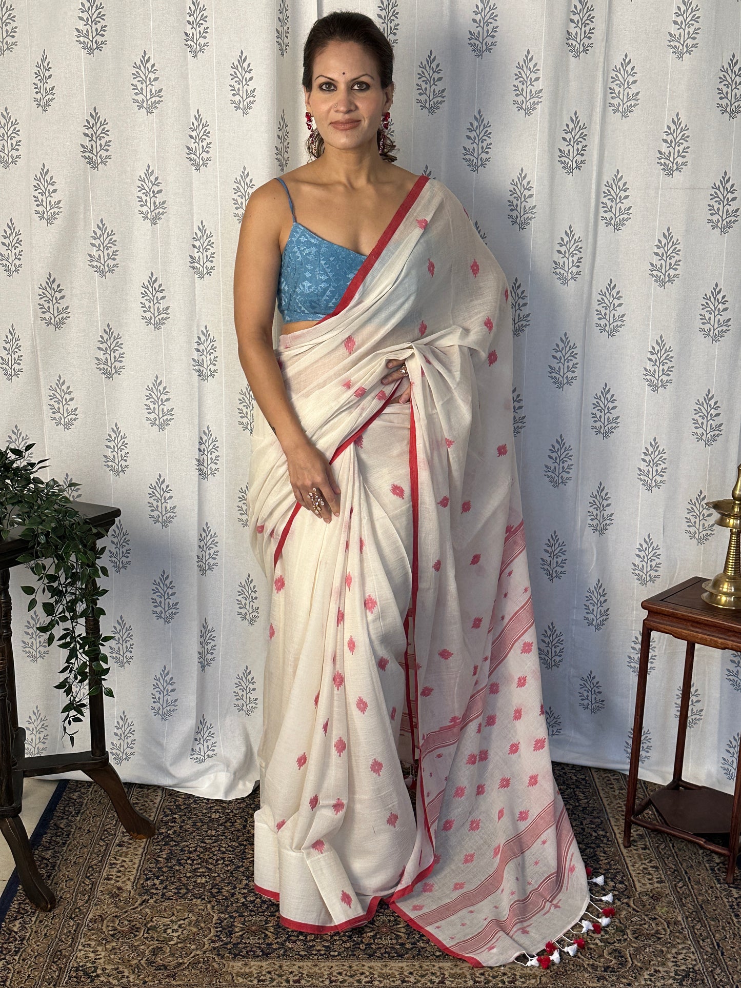 Cream Pure Hand Spun Fine Cotton Jamdani Saree with Intricate Needlework