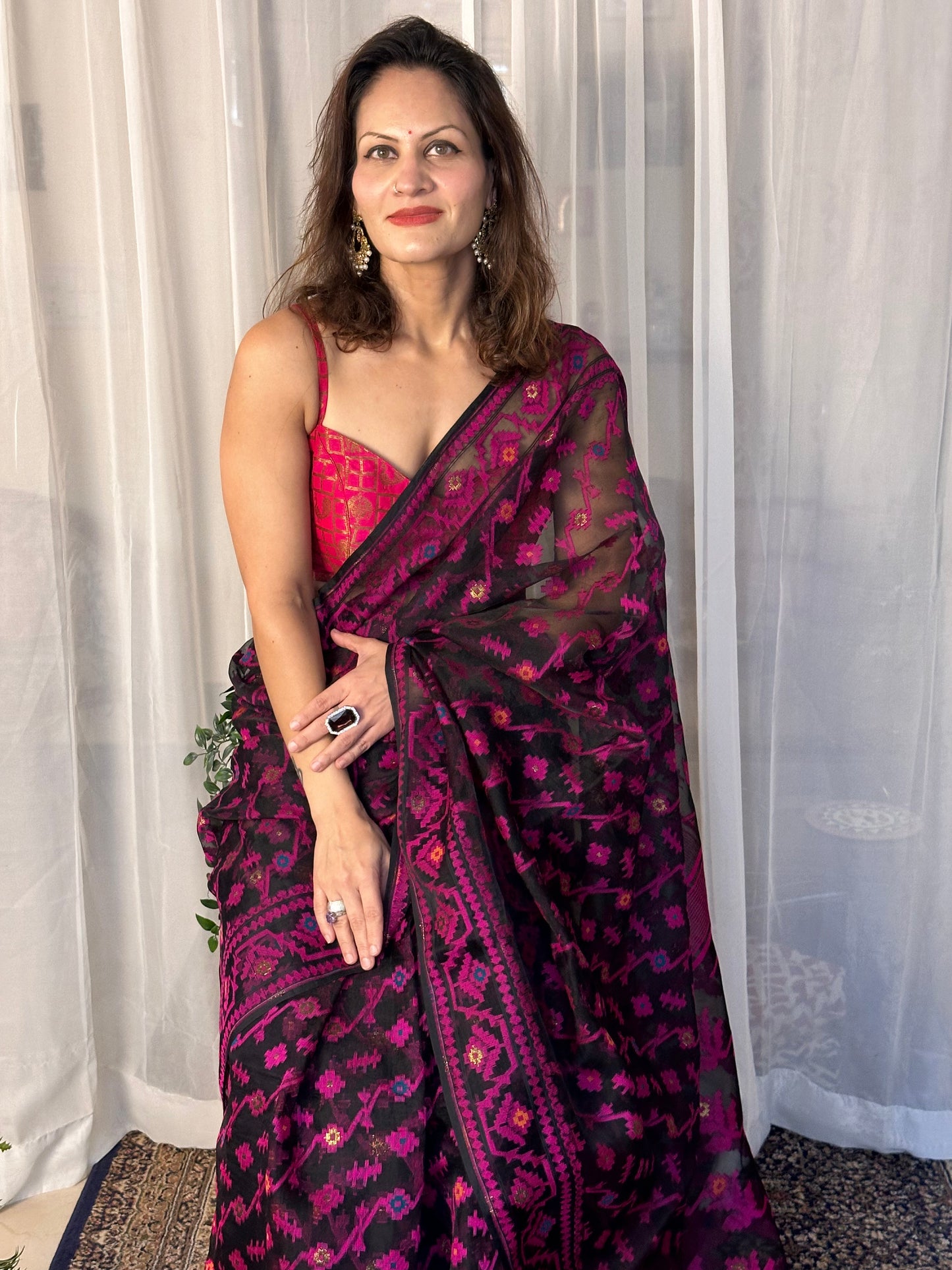 Black & Pink Pure Muslin Silk Handloom Jamdani Sari