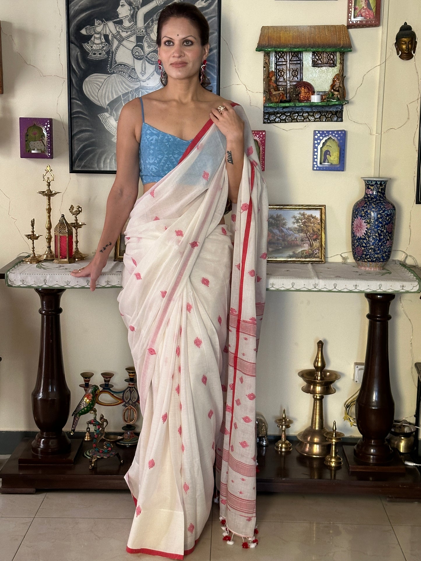 Cream Pure Hand Spun Fine Cotton Jamdani Saree with Intricate Needlework