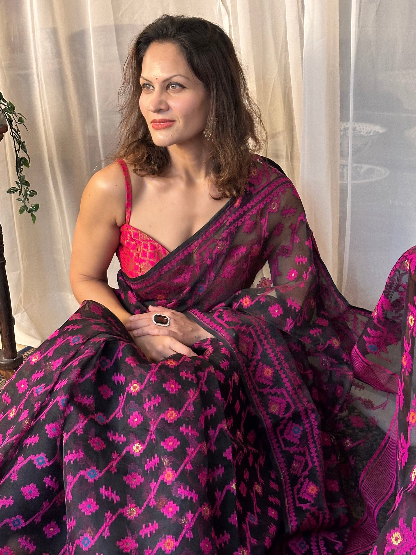 Black & Pink Pure Muslin Silk Handloom Jamdani Sari