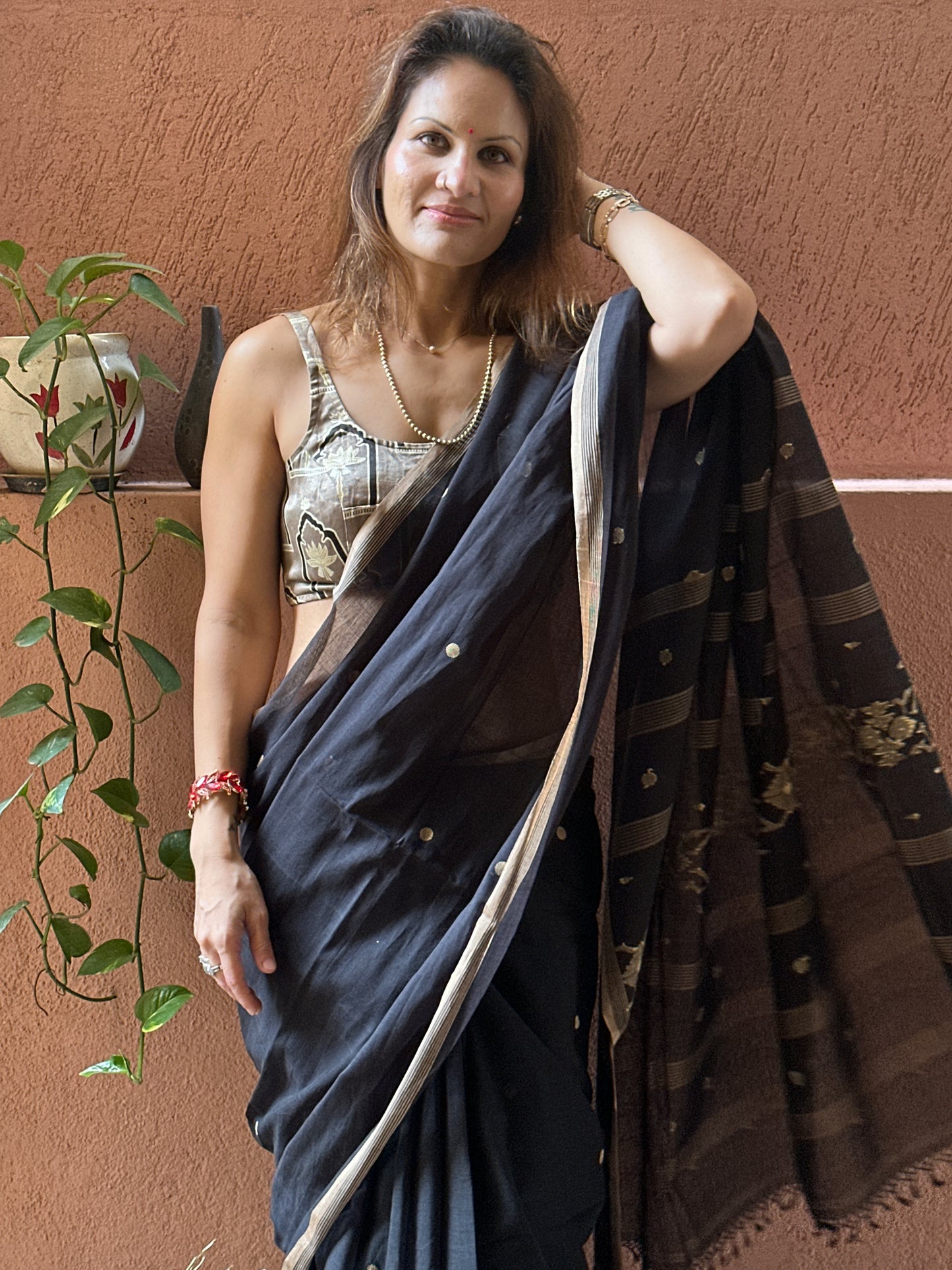 Black Hand Spun Pure Fine Cotton Jamdani Saree with Beige Intricate Needle Work