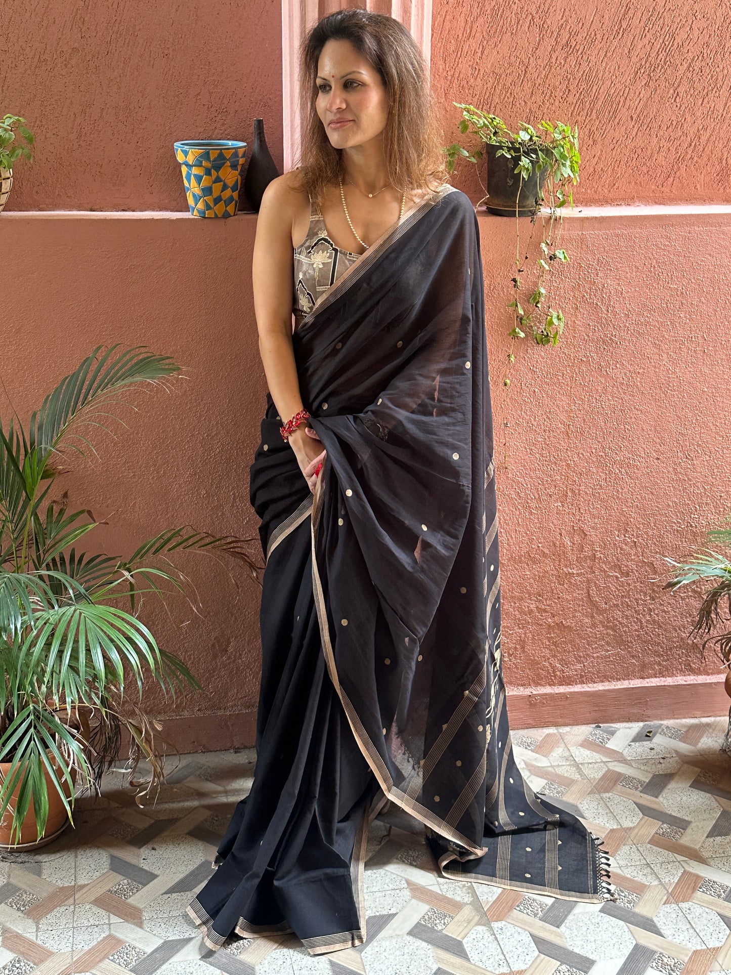 Black Hand Spun Pure Fine Cotton Jamdani Saree with Beige Intricate Needle Work