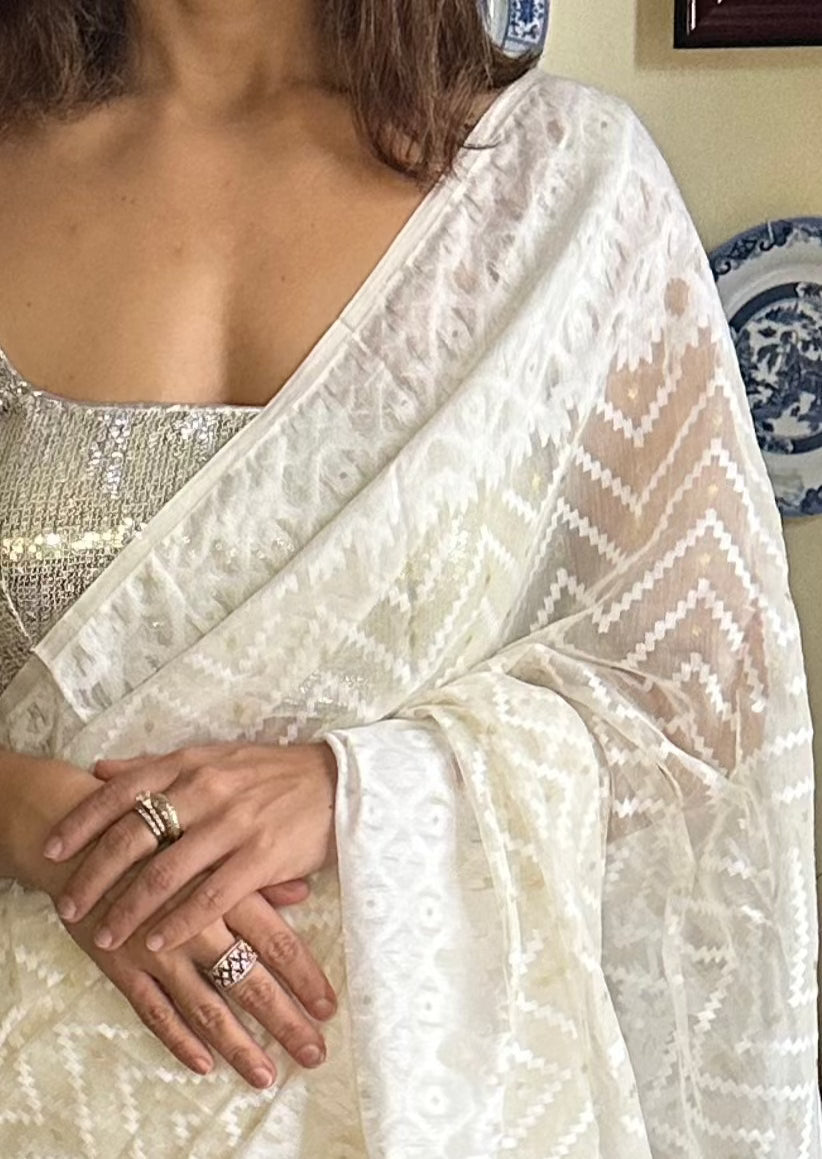 White Cotton Silk Jamdani Sari - Raahini