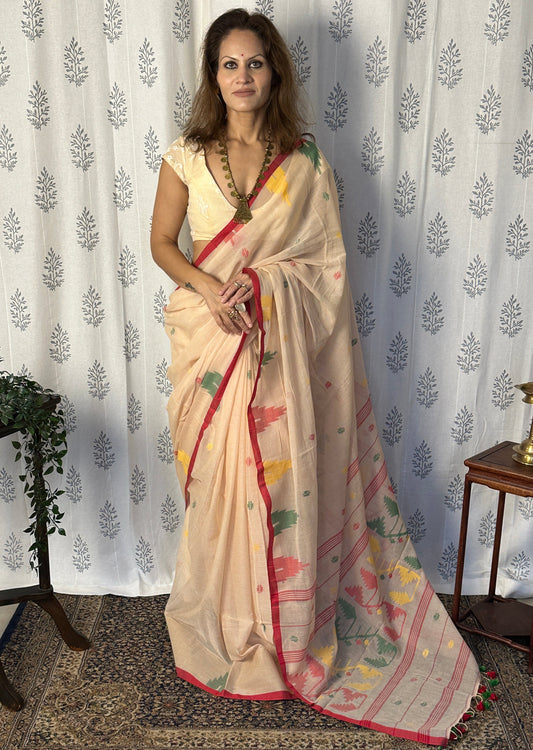 Peachy Beige Pure Hand Spun Fine Cotton Jamdani Saree with Intricate Needlework