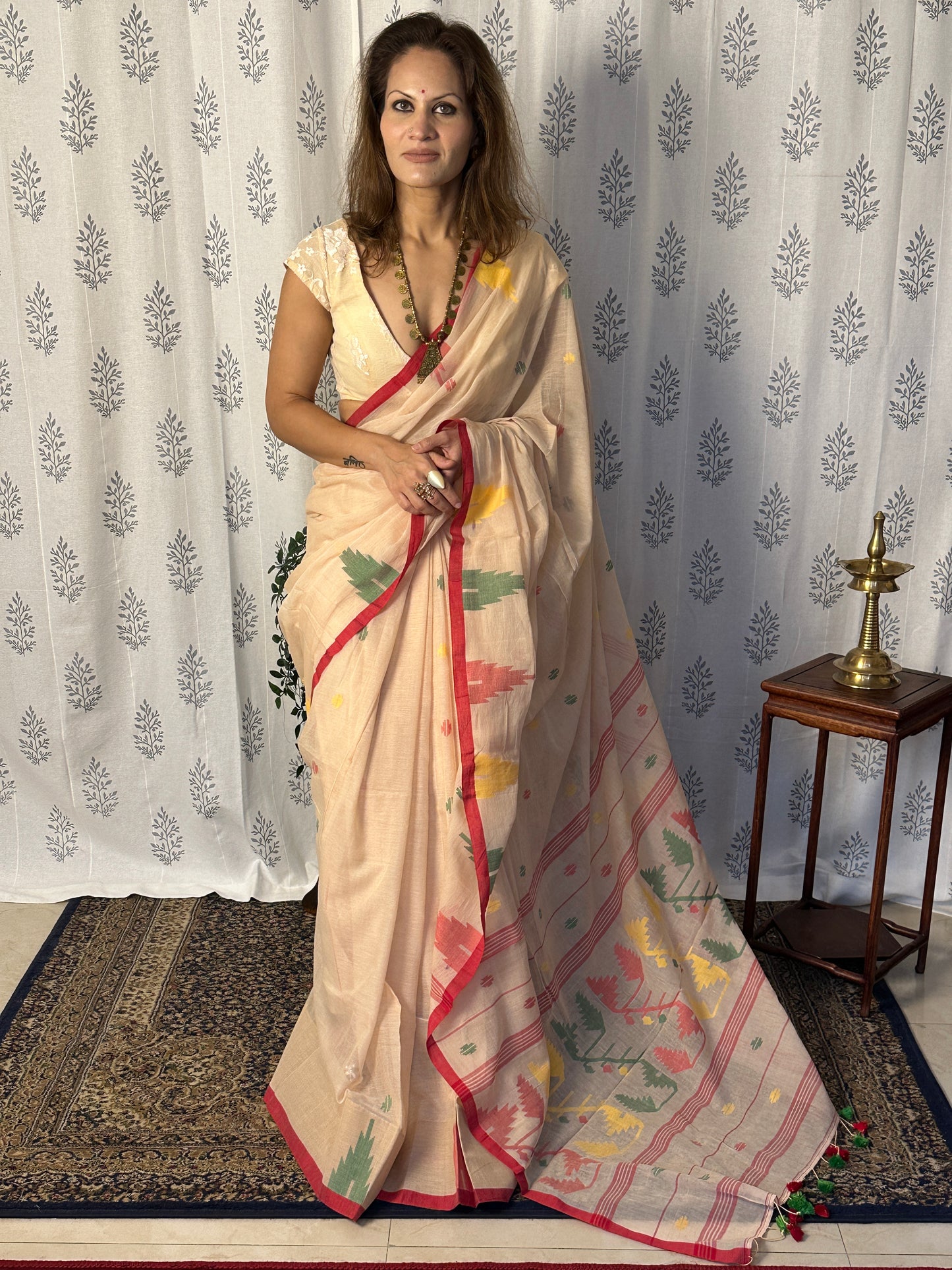 Peachy Beige Pure Hand Spun Fine Cotton Jamdani Saree with Intricate Needlework