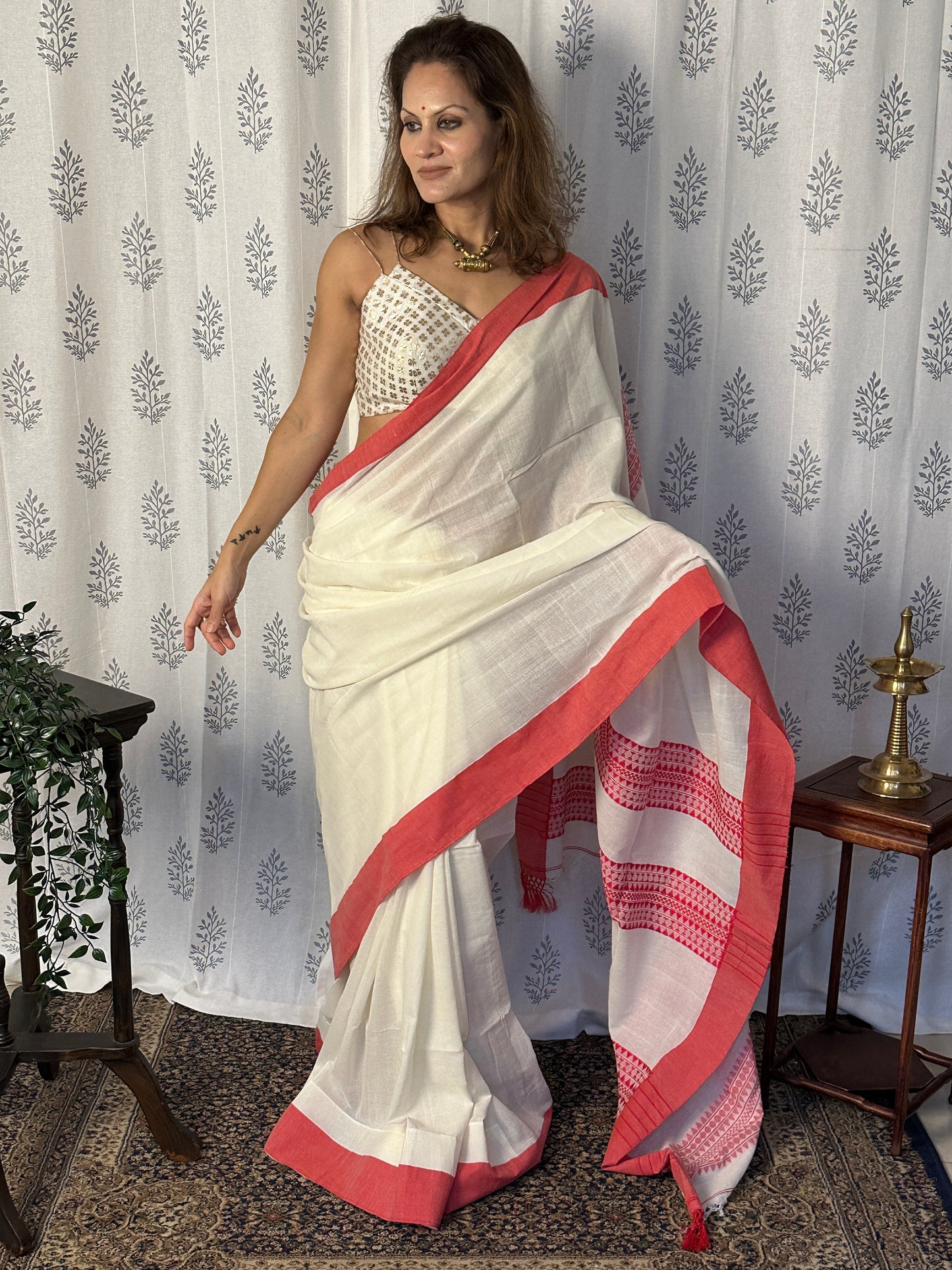 Cream Soft Handloom Cotton Saree with Red Border