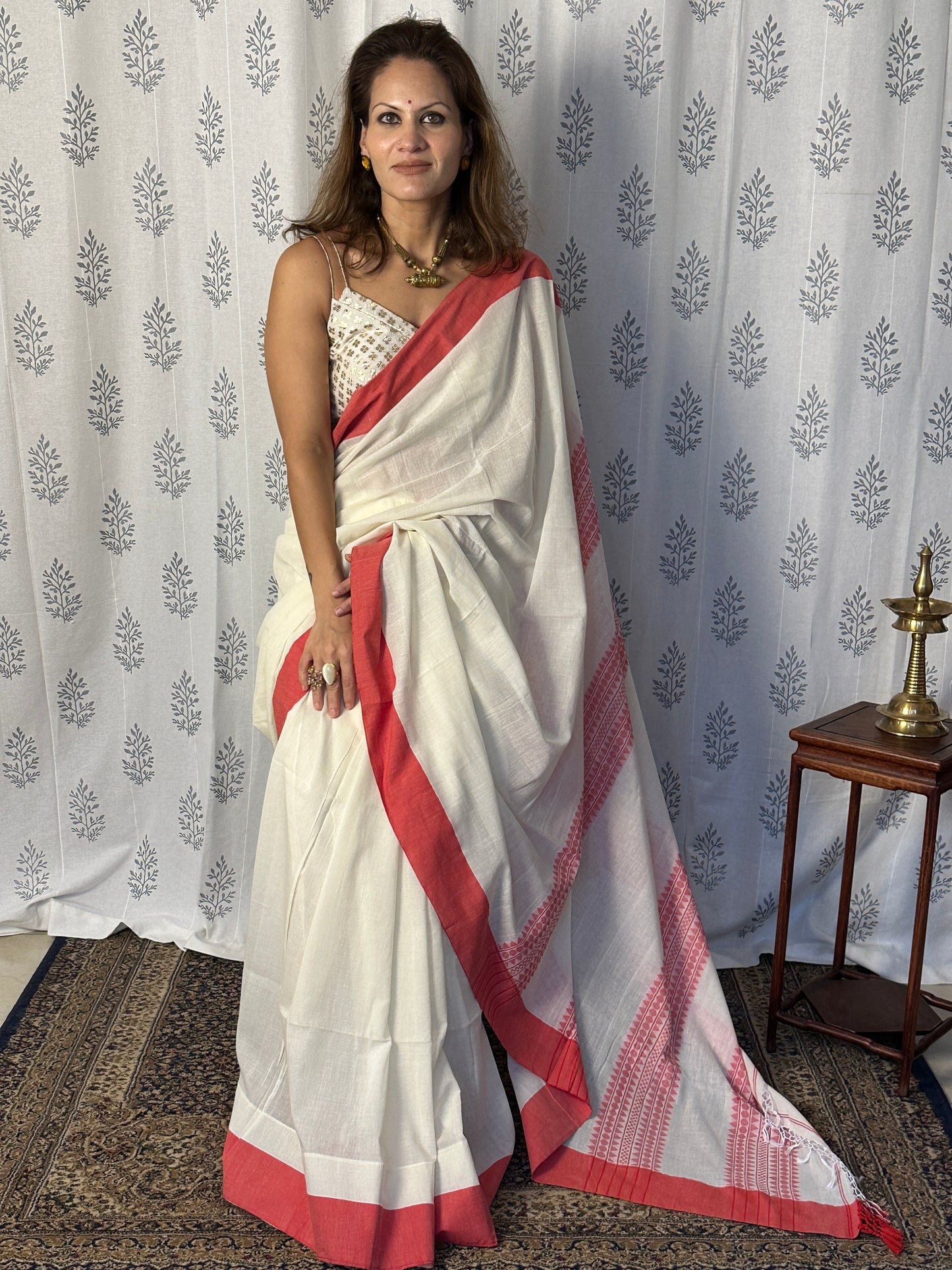 Cream Soft Handloom Cotton Saree with Red Border