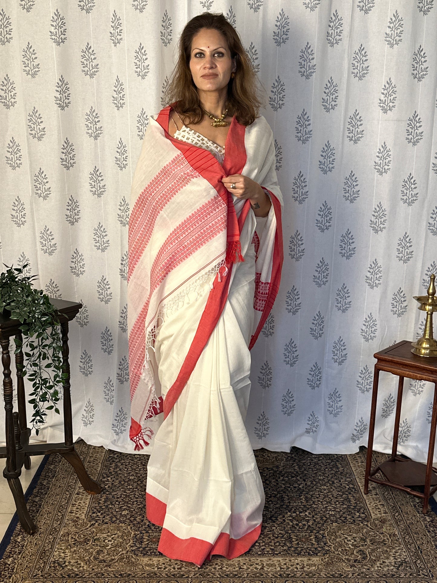 Cream Soft Handloom Cotton Saree with Red Border