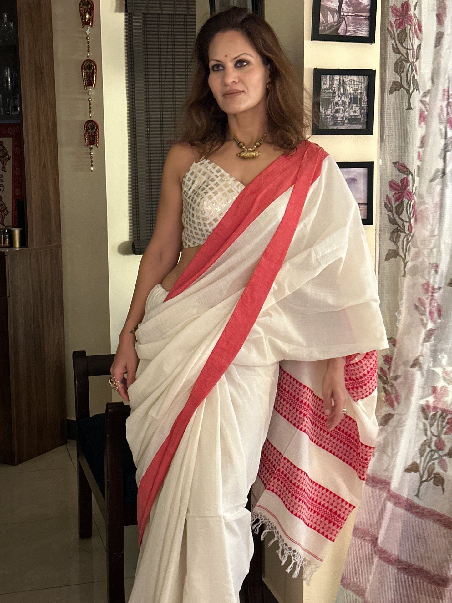 Cream Soft Handloom Cotton Saree with Red Border