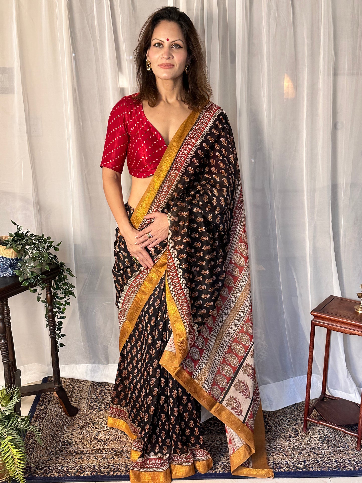 Black Natural Hand Dyed Bagru Print Maheshwari Sari