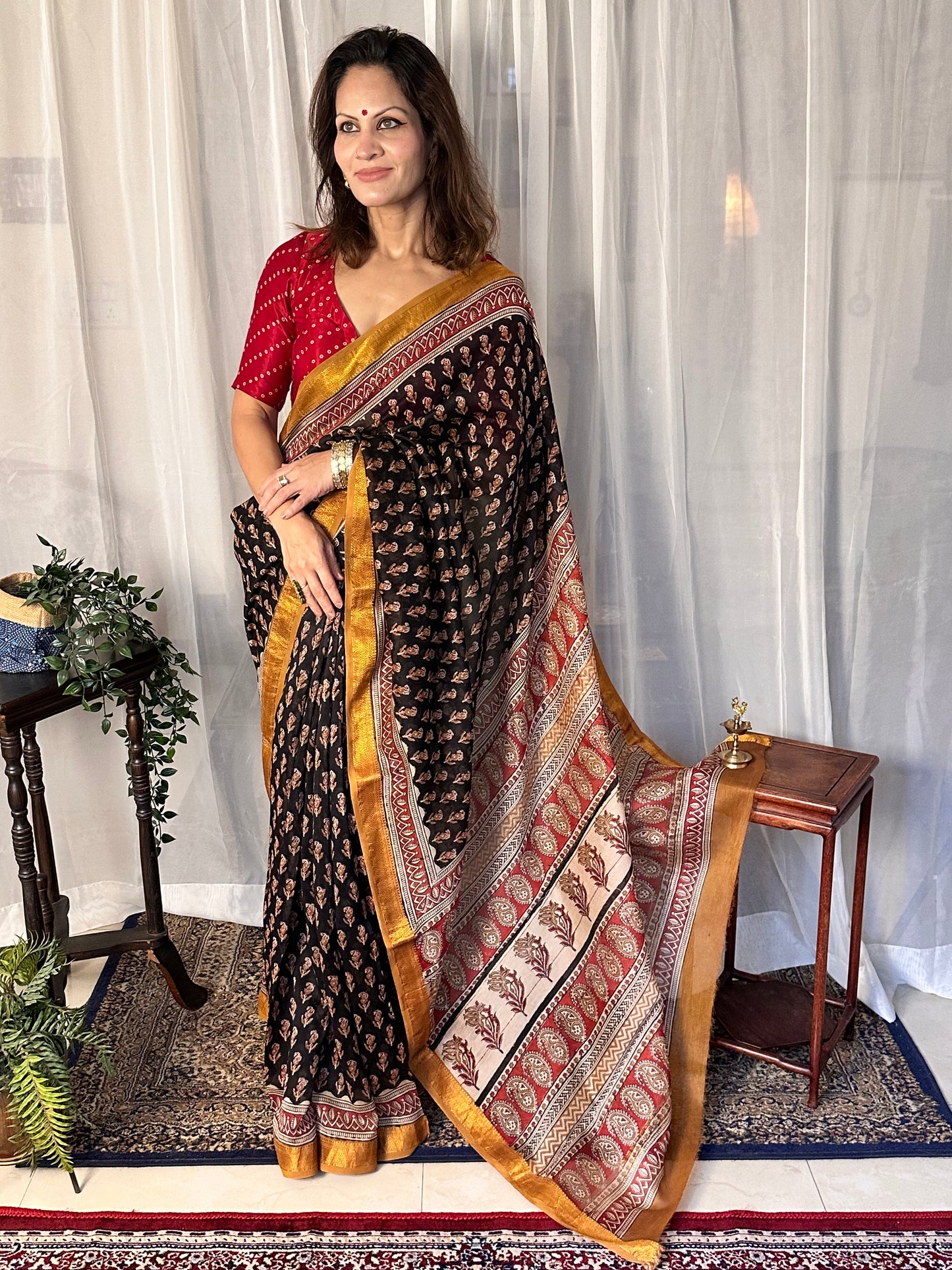 Black Natural Hand Dyed Bagru Print Maheshwari Sari