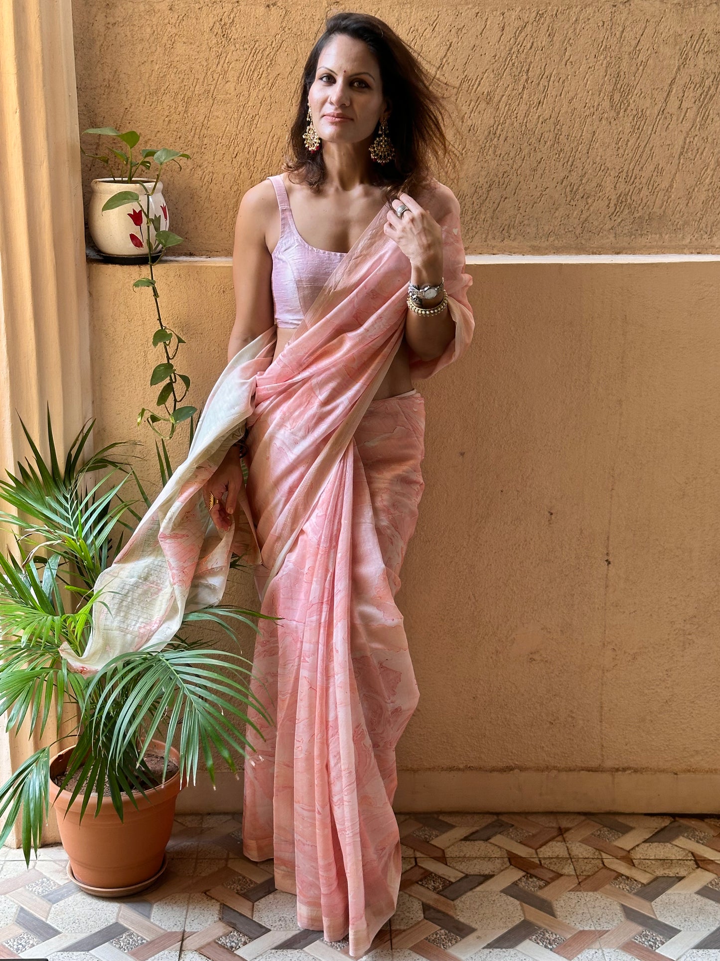 Pink & White Hand Dyed Maheshwari Sari with Marble Hand Print