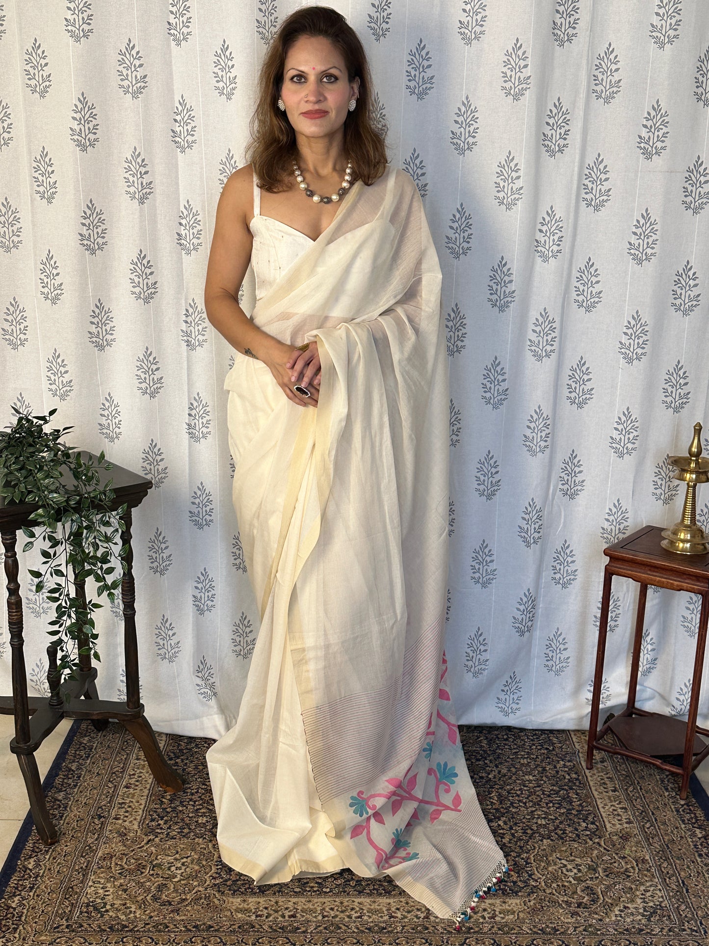 Cream Hand Spun Pure Fine Cotton Jamdani Sari with Intricate Needlework