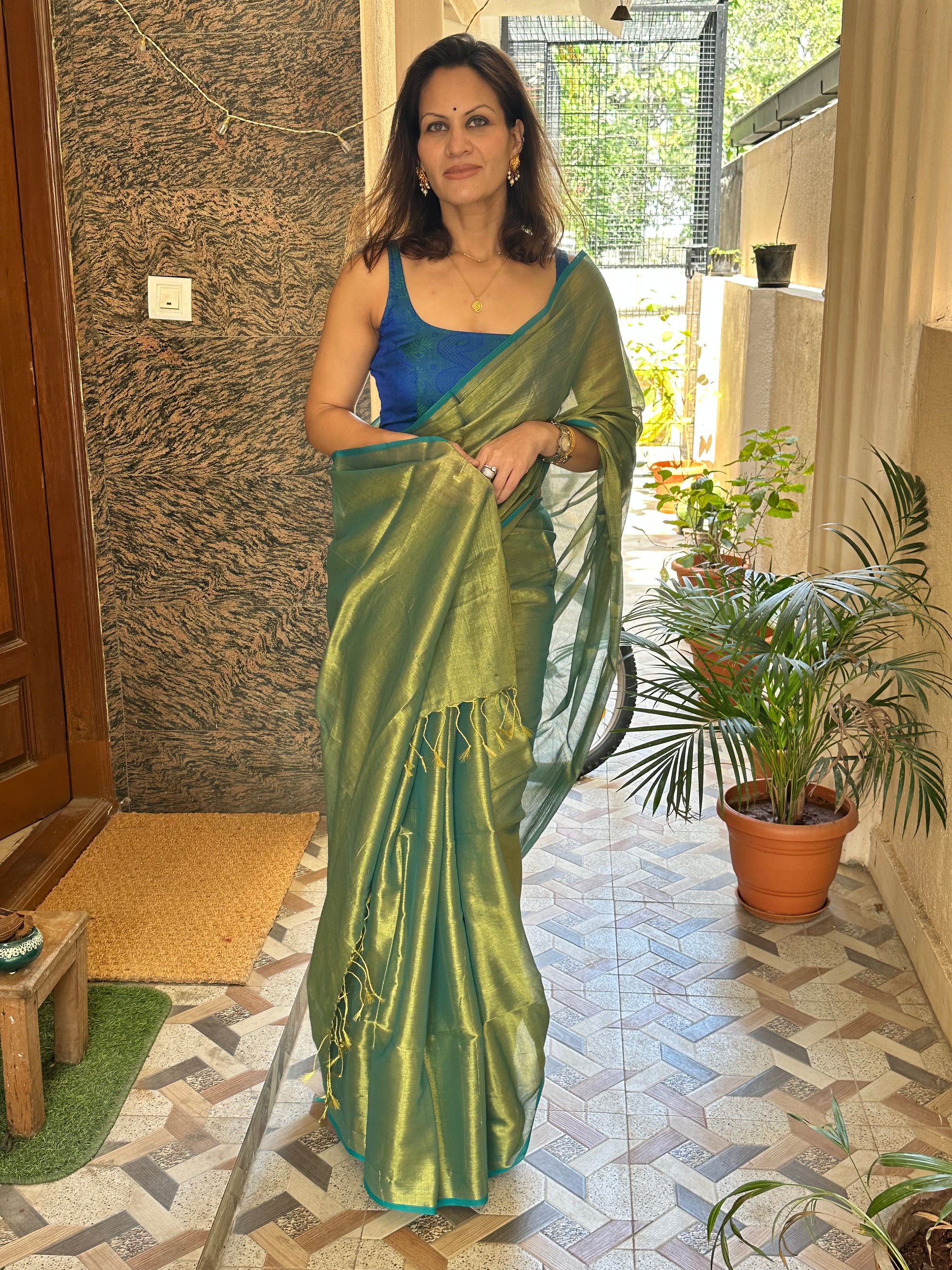 Green Pure Mul Mul Handwoven Tissue Cotton Sari - Raahini