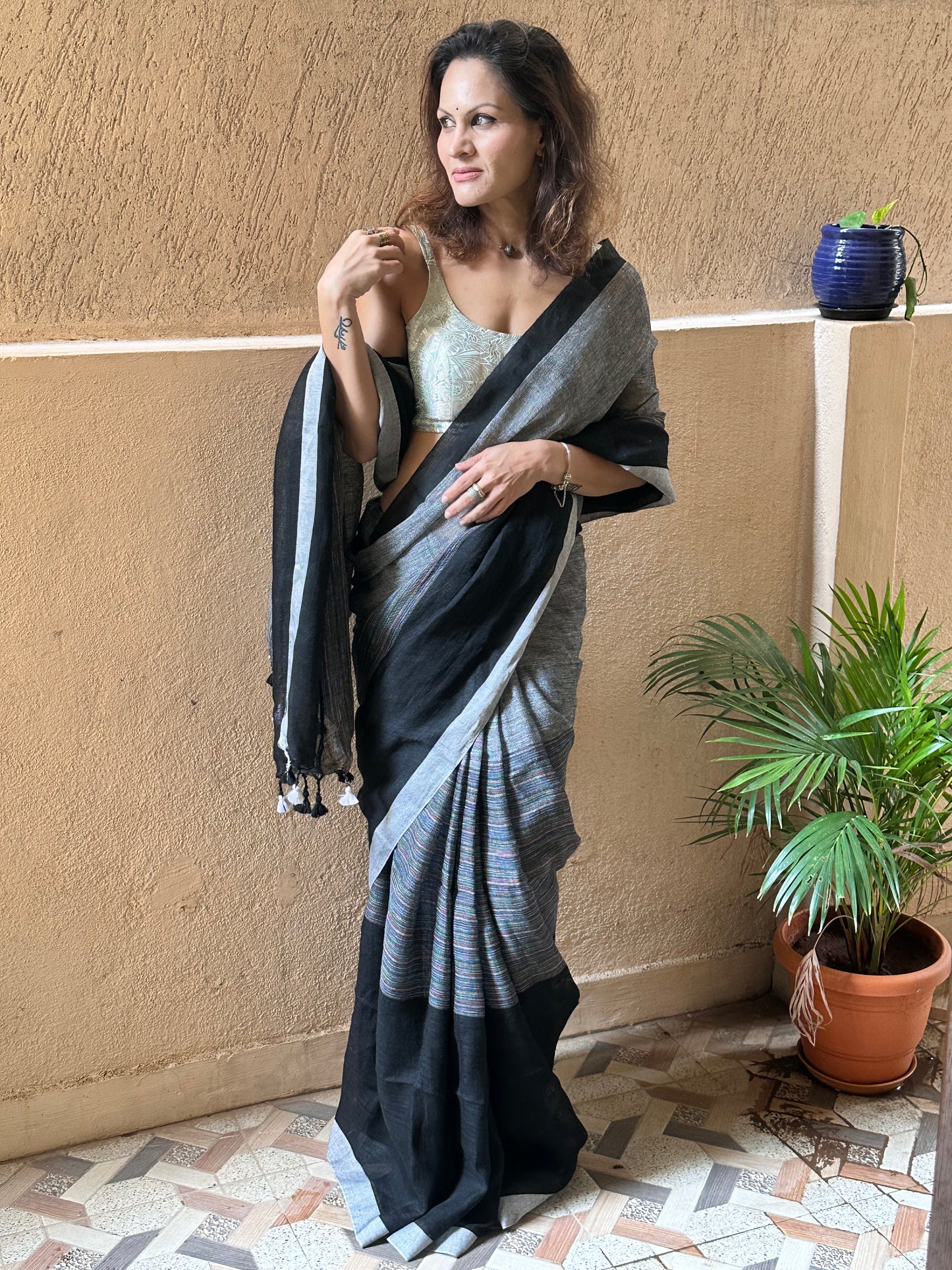 Black & Grey Handloom Pure Linen Sari with Multicolor Thread Weaving