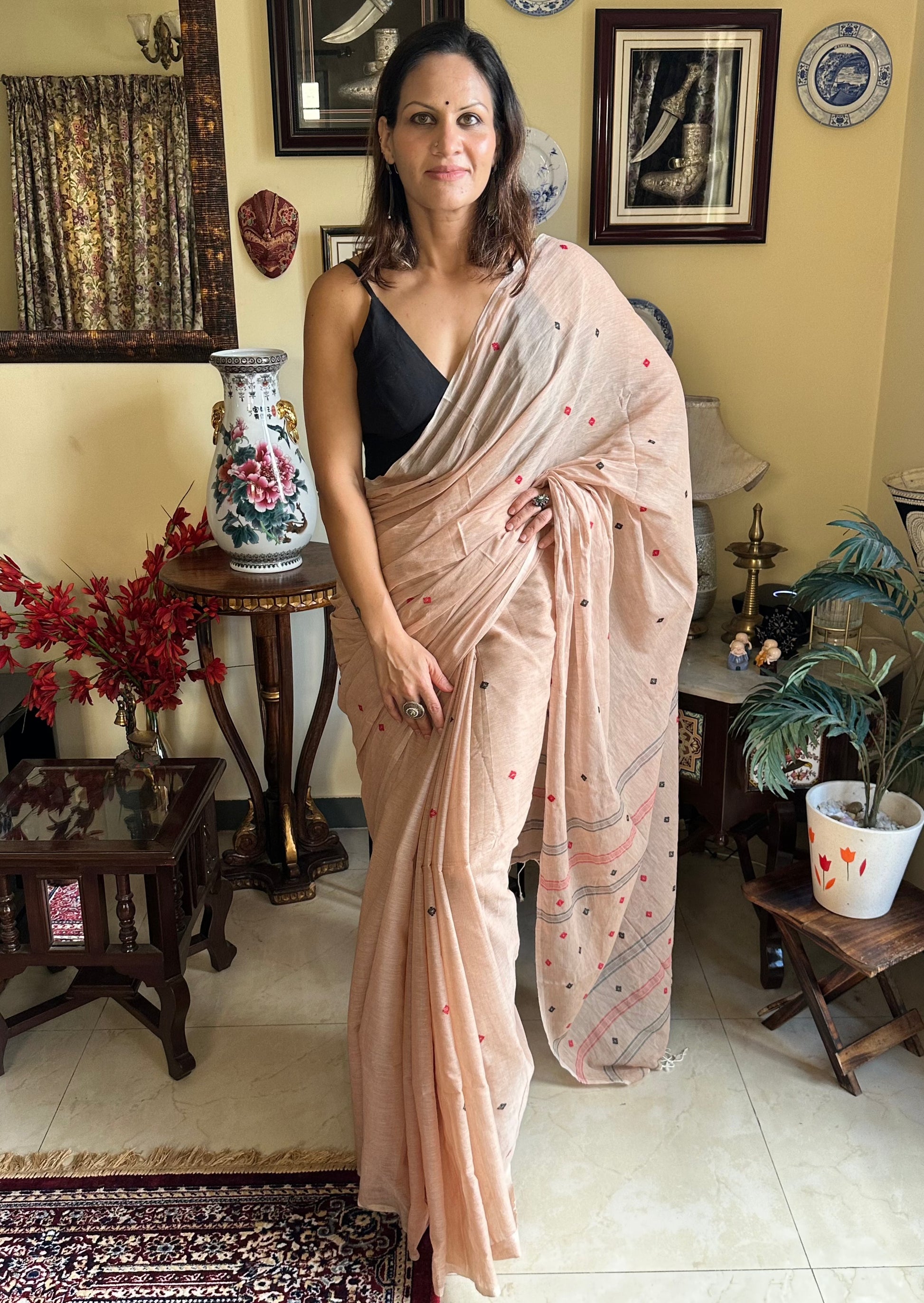 Hand spun pure Cotton jamdani sari with Butis - Raahini