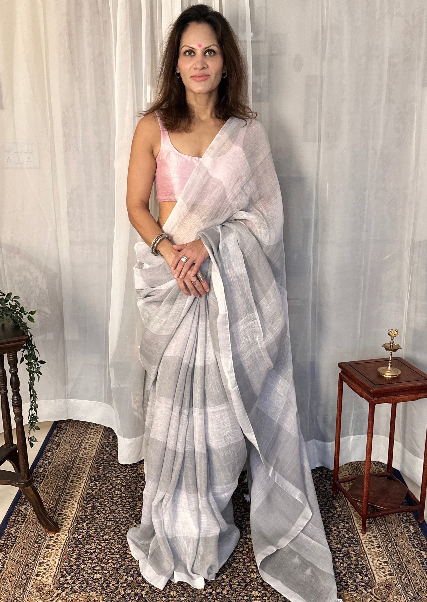 White & Grey Handloom Pure Linen Checks Sari