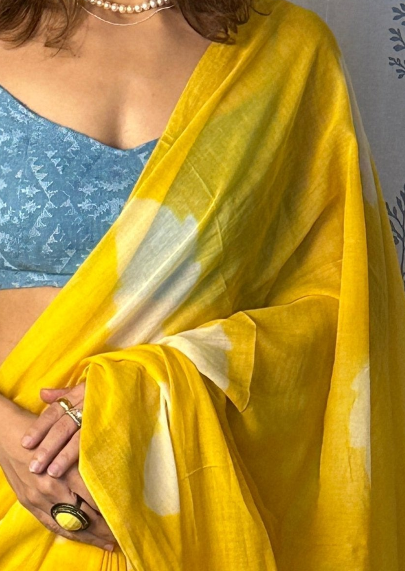 Yellow Pure Mul Mul Cotton Sari with White Leaf Pattern