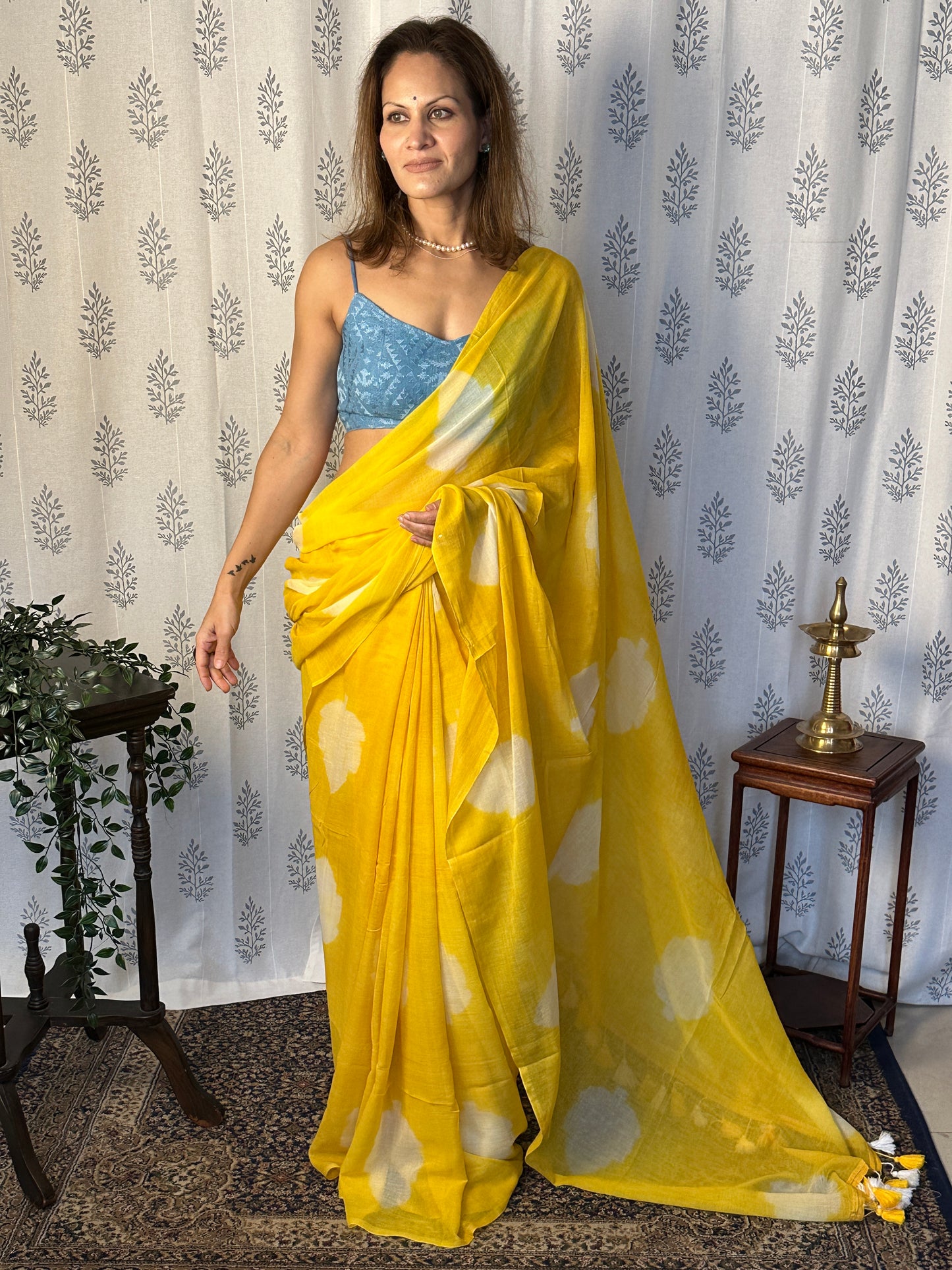 Yellow Pure Mul Mul Cotton Sari with White Leaf Pattern