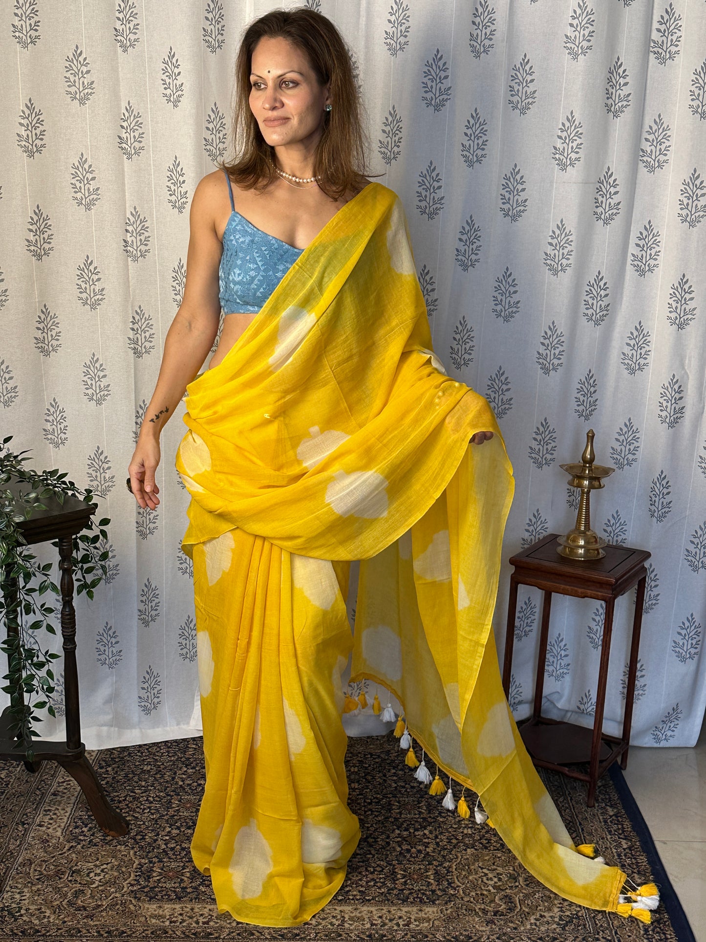 Yellow Pure Mul Mul Cotton Sari with White Leaf Pattern