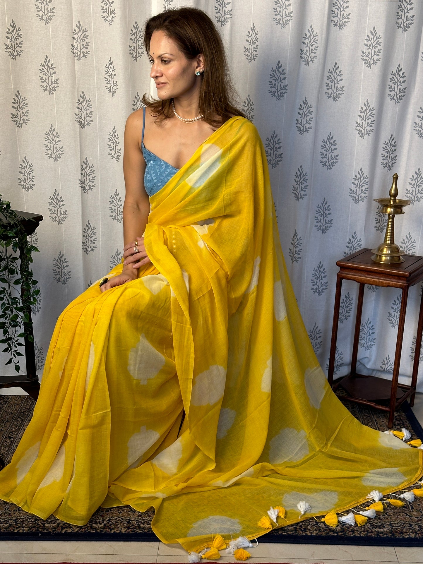 Yellow Pure Mul Mul Cotton Sari with White Leaf Pattern