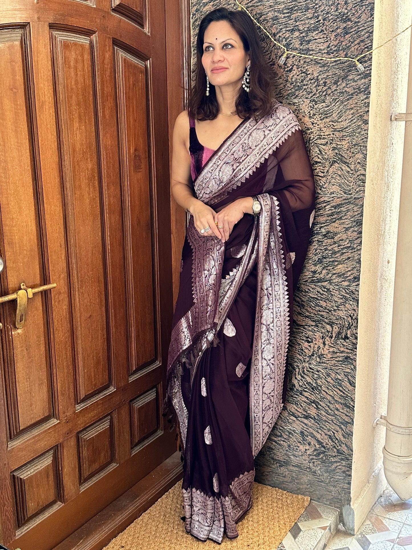 Pure Banarasi Chiffon Khadwa with Zari - Raahini