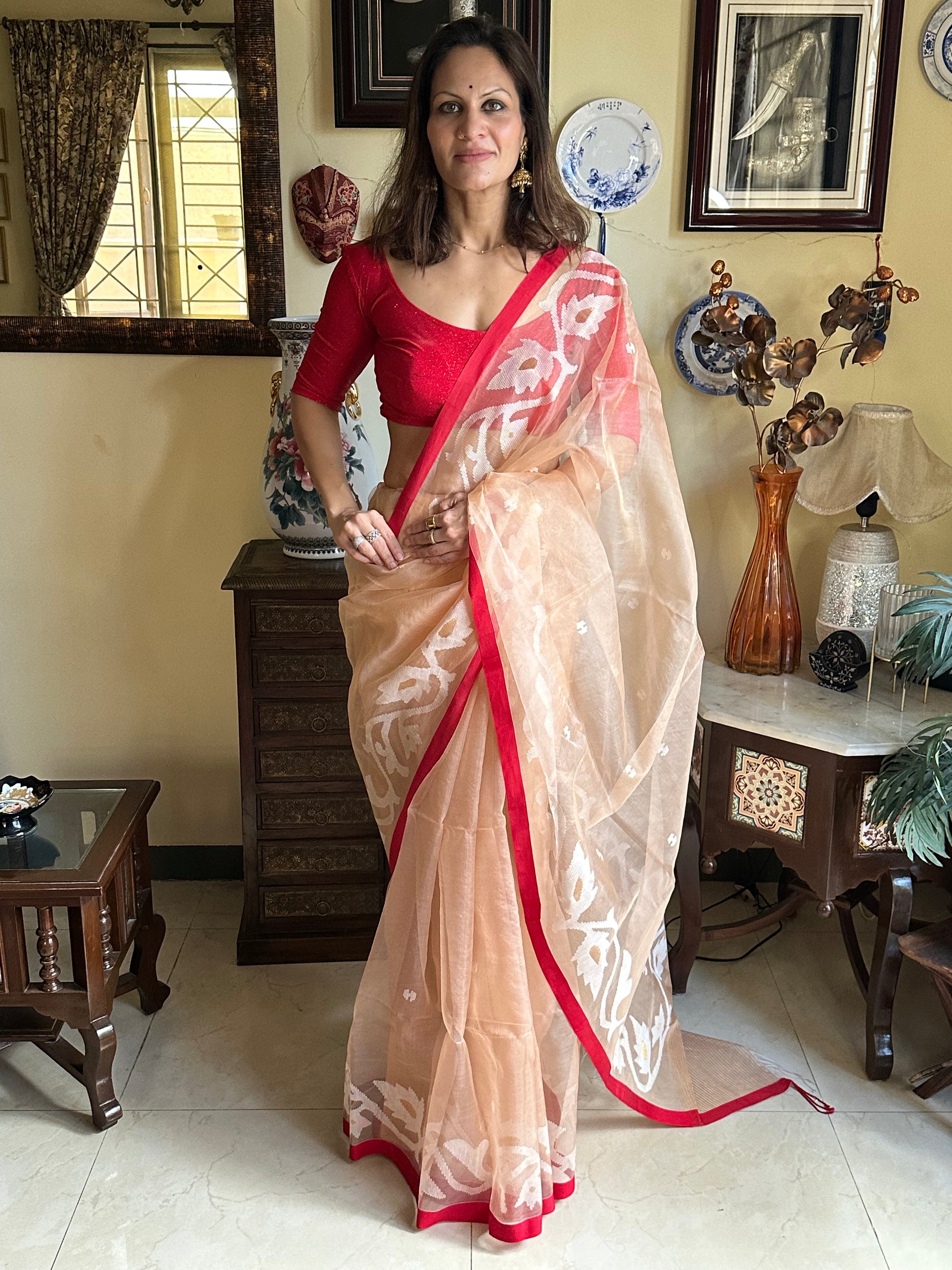 Pure Muslin Silk Jamdani with Intricate Needle Work - Raahini