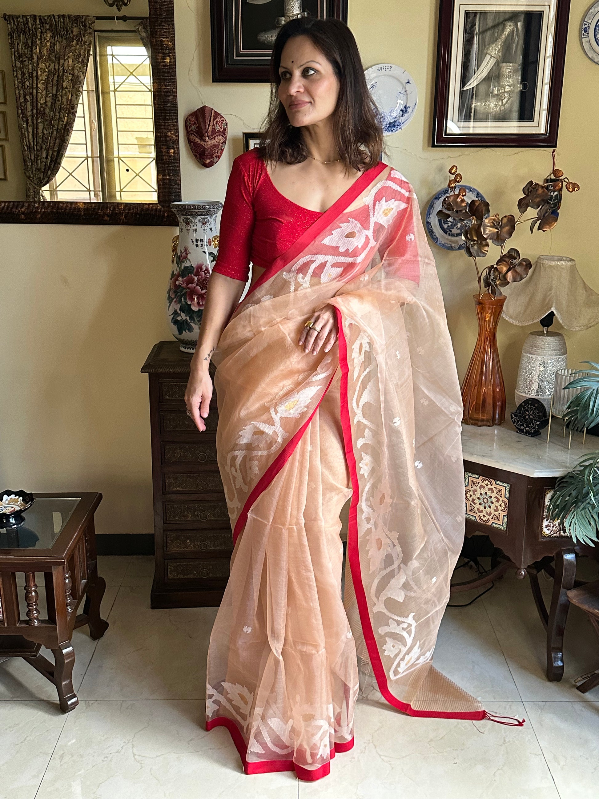 Pure Muslin Silk Jamdani with Intricate Needle Work - Raahini