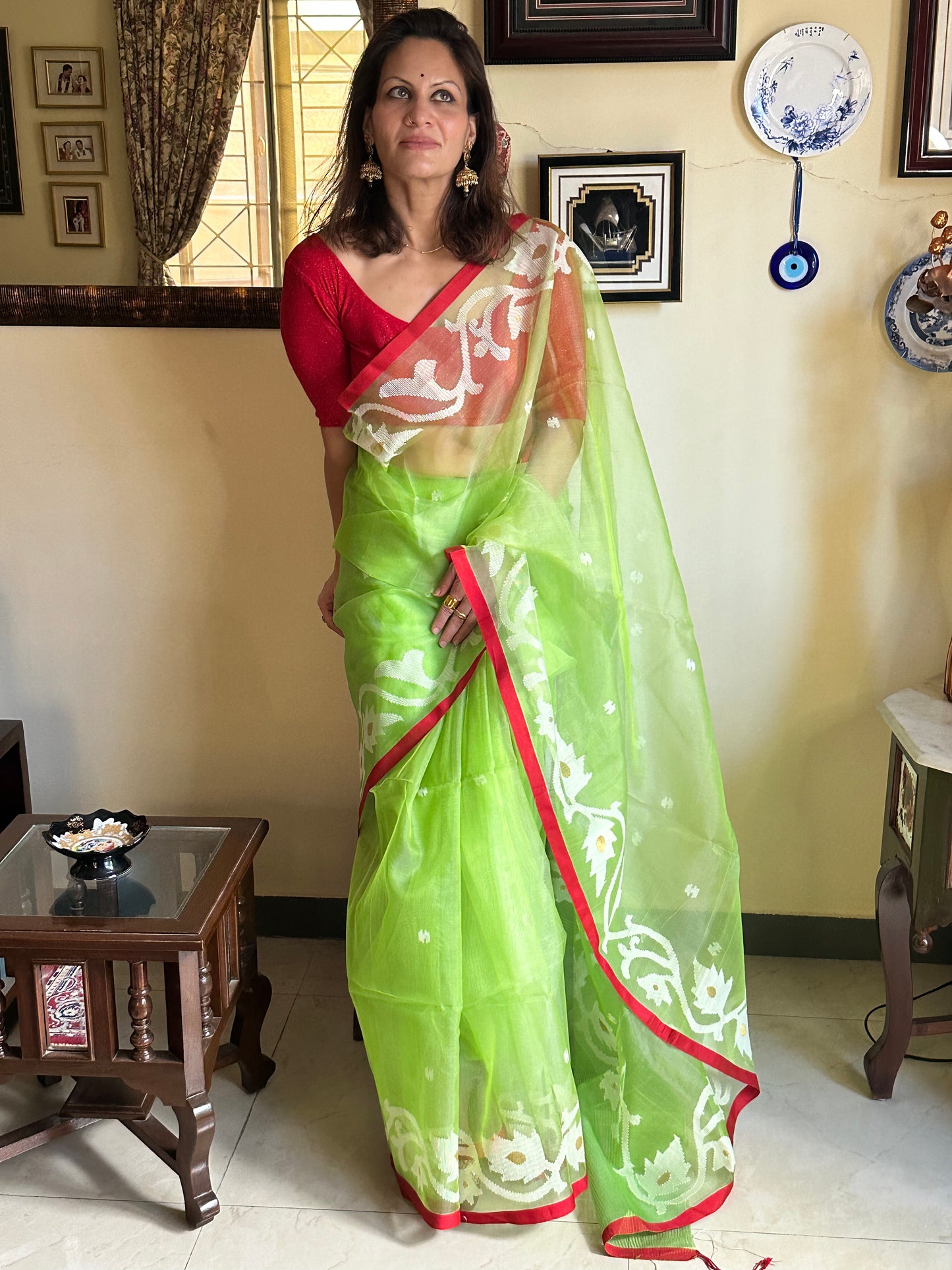 Pure Muslin Silk Jamdani with Intricate Needle Work - Raahini