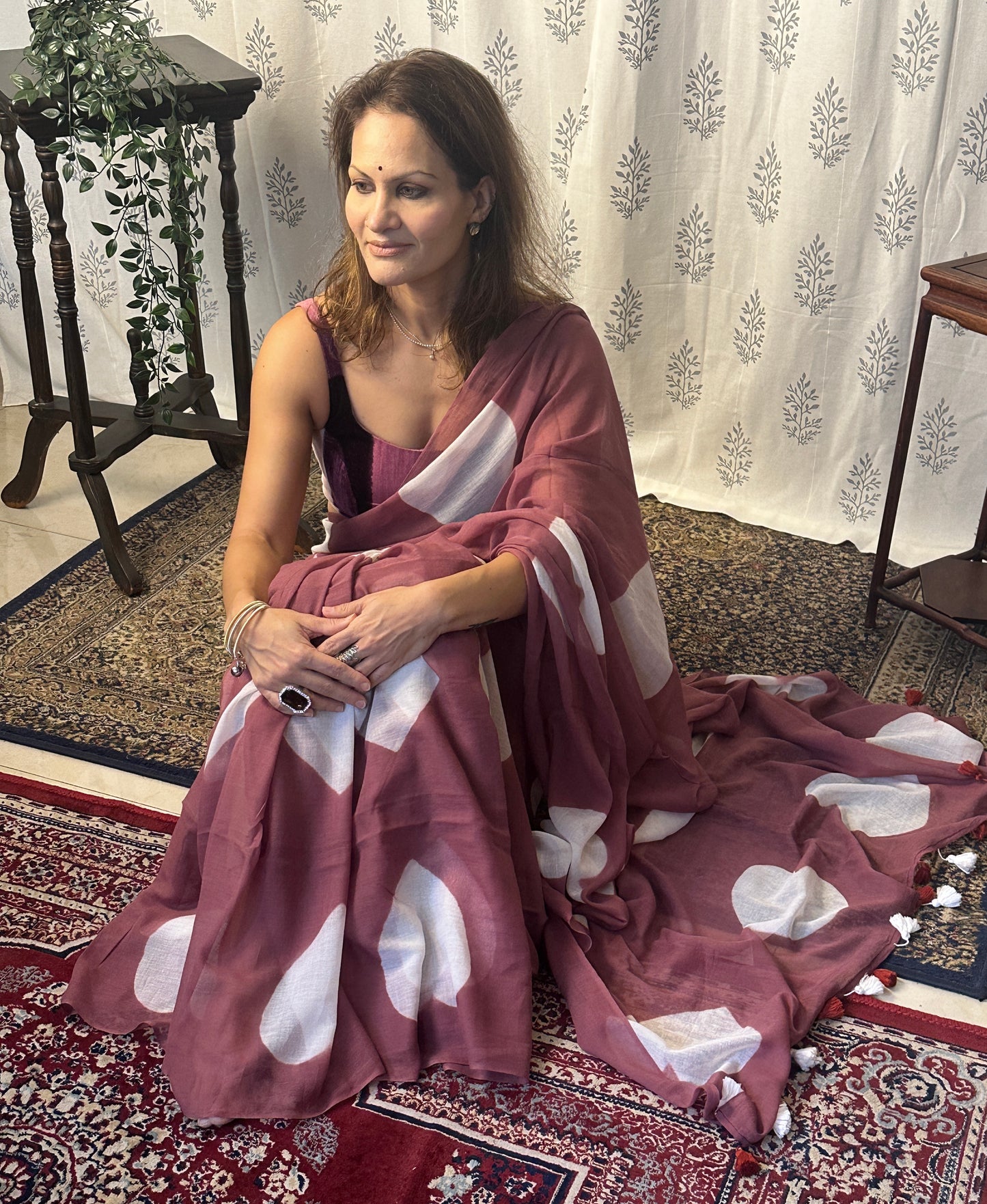 Pale Wine Pure Mul Mul Cotton Sari with White Hearts Pattern