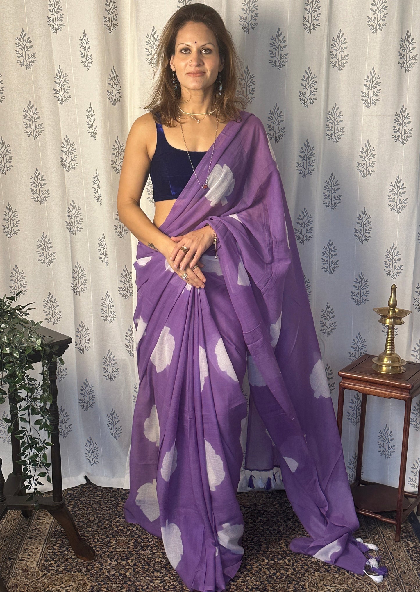 Purple Pure Mul Mul Cotton Sari with Leaf Pattern