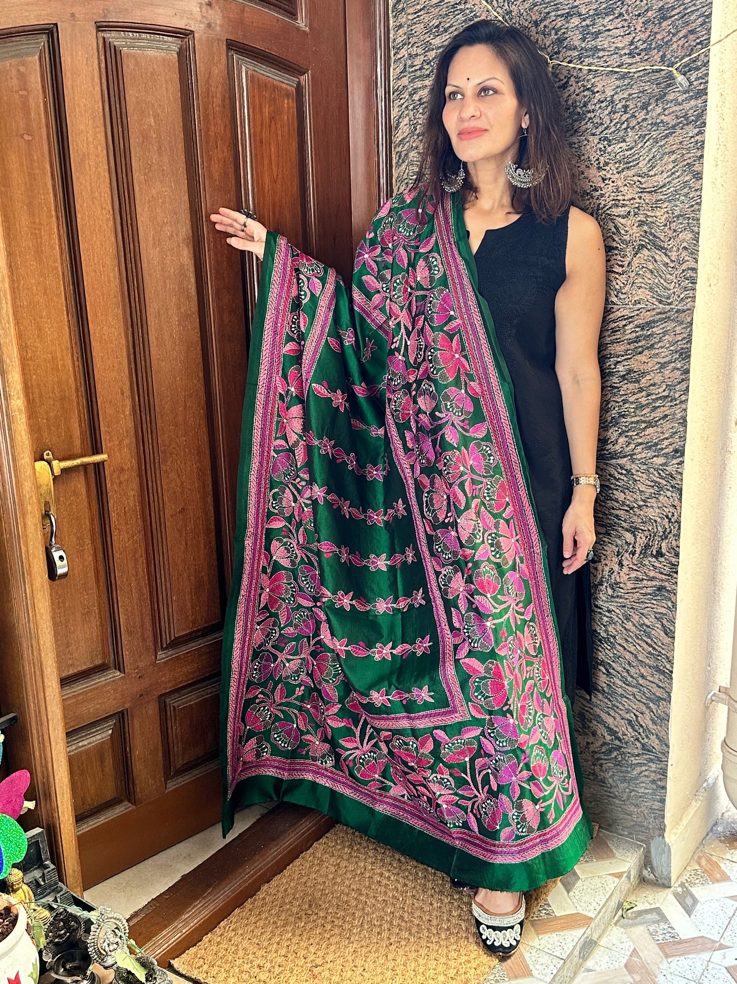 Pure Bangalore Silk Dupatta with Intricate Kaatha Handwork - Raahini