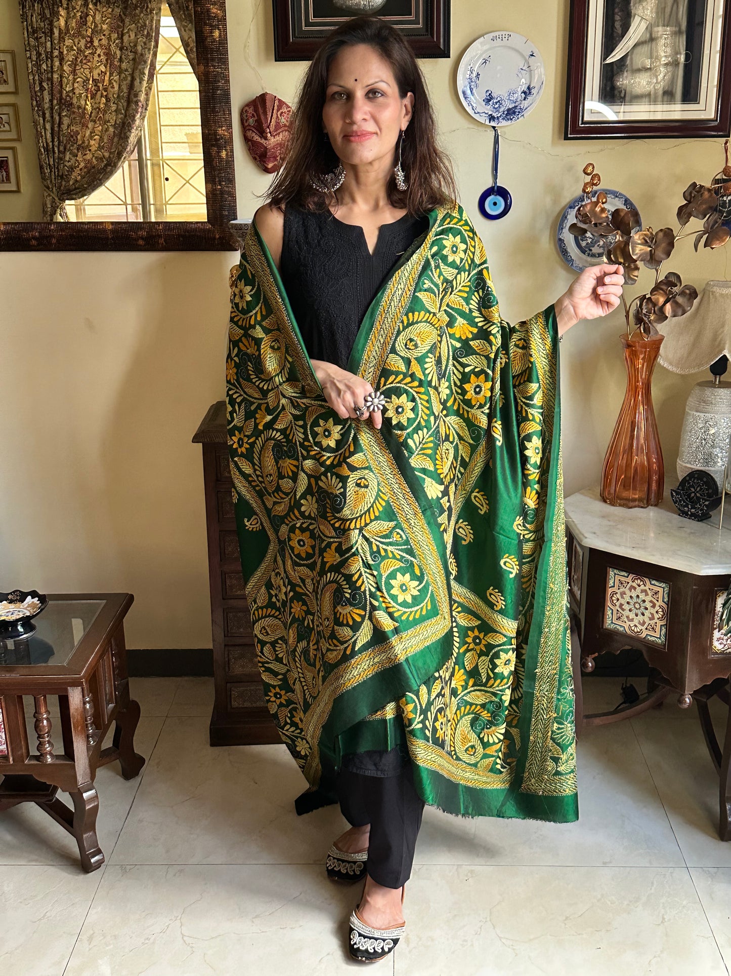 Pure Bangalore Silk Dupatta with Intricate Kaatha Handwork - Raahini