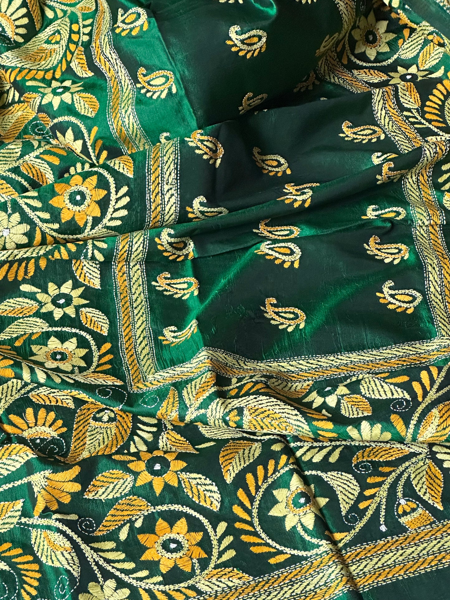 Pure Bangalore Silk Dupatta with Intricate Kaatha Handwork - Raahini