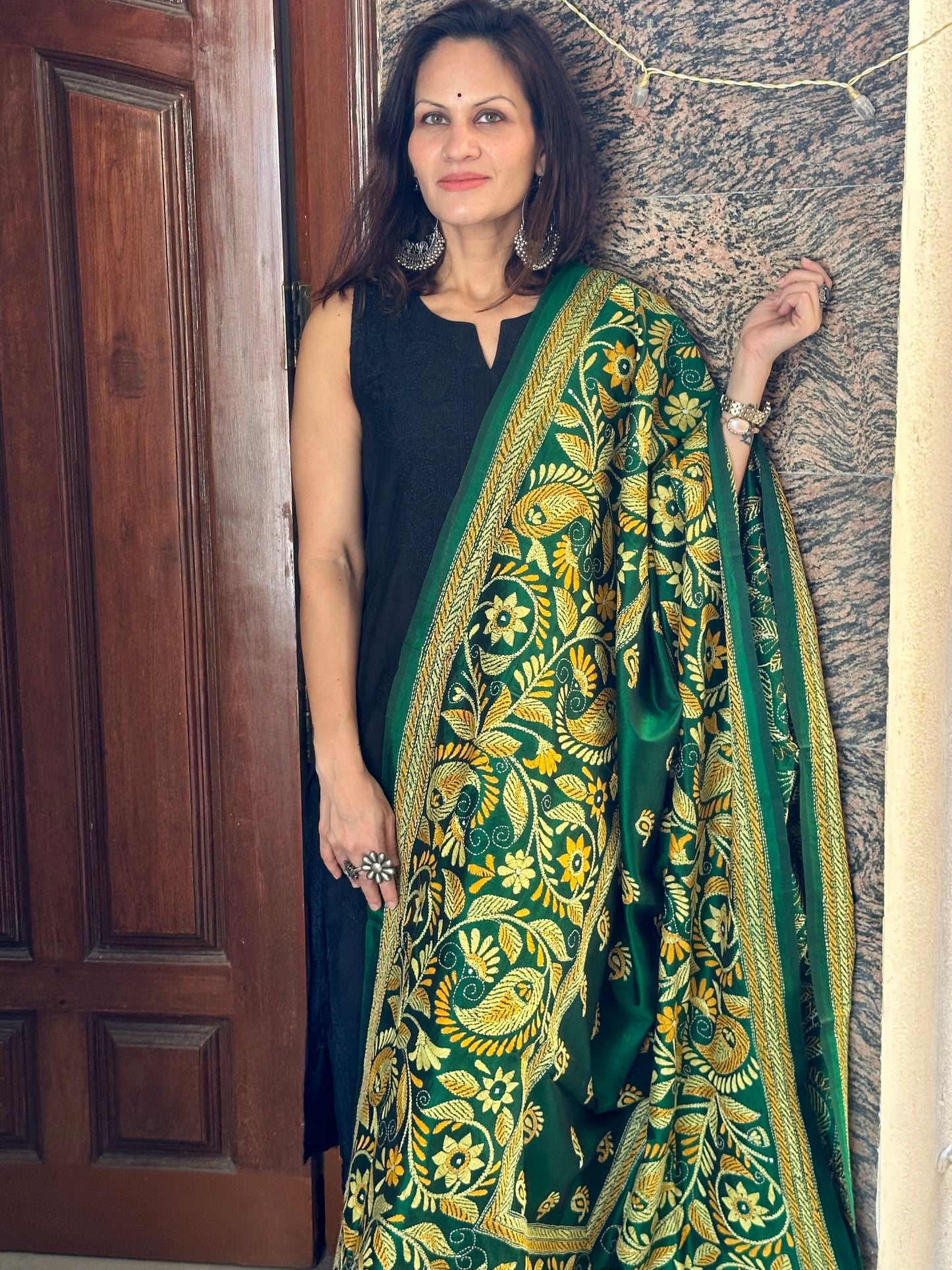 Pure Bangalore Silk Dupatta with Intricate Kaatha Handwork - Raahini