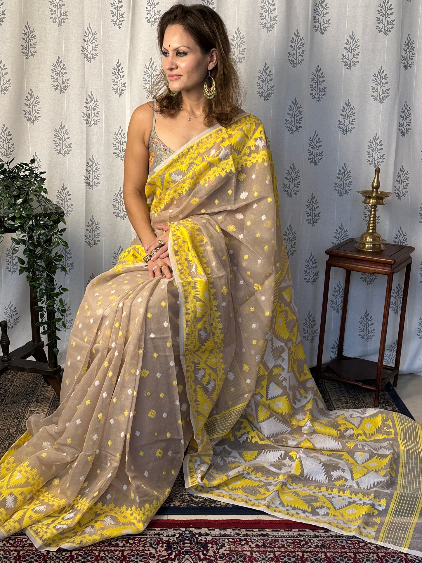 Nude & Yellow Jacquard Weaving Cotton Silk Jamdani Sari with Zari Work