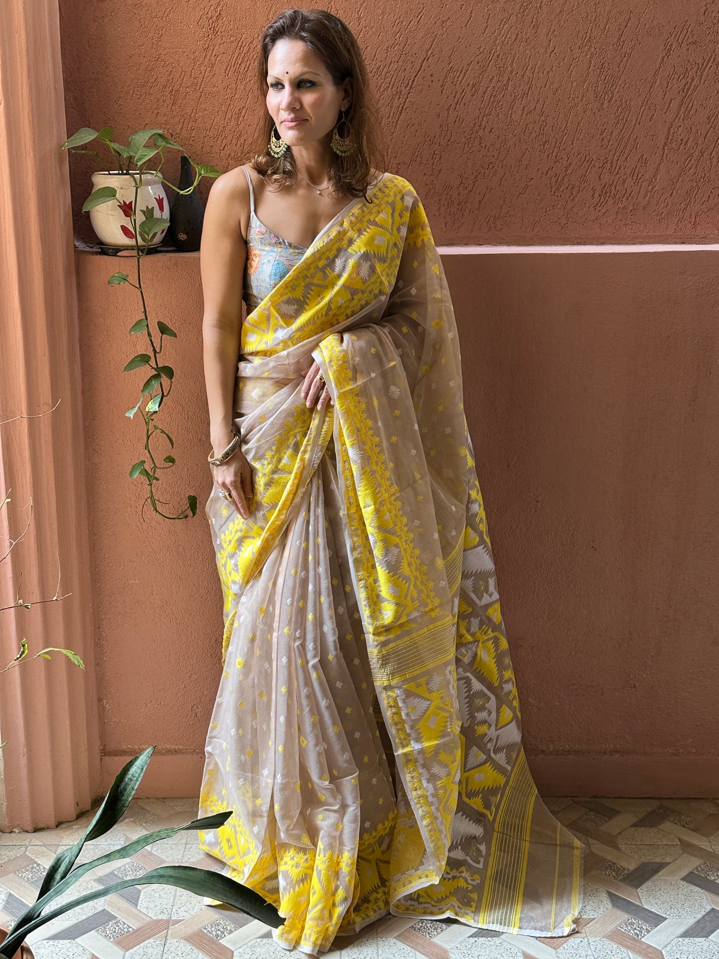 Nude & Yellow Jacquard Weaving Cotton Silk Jamdani Sari with Zari Work