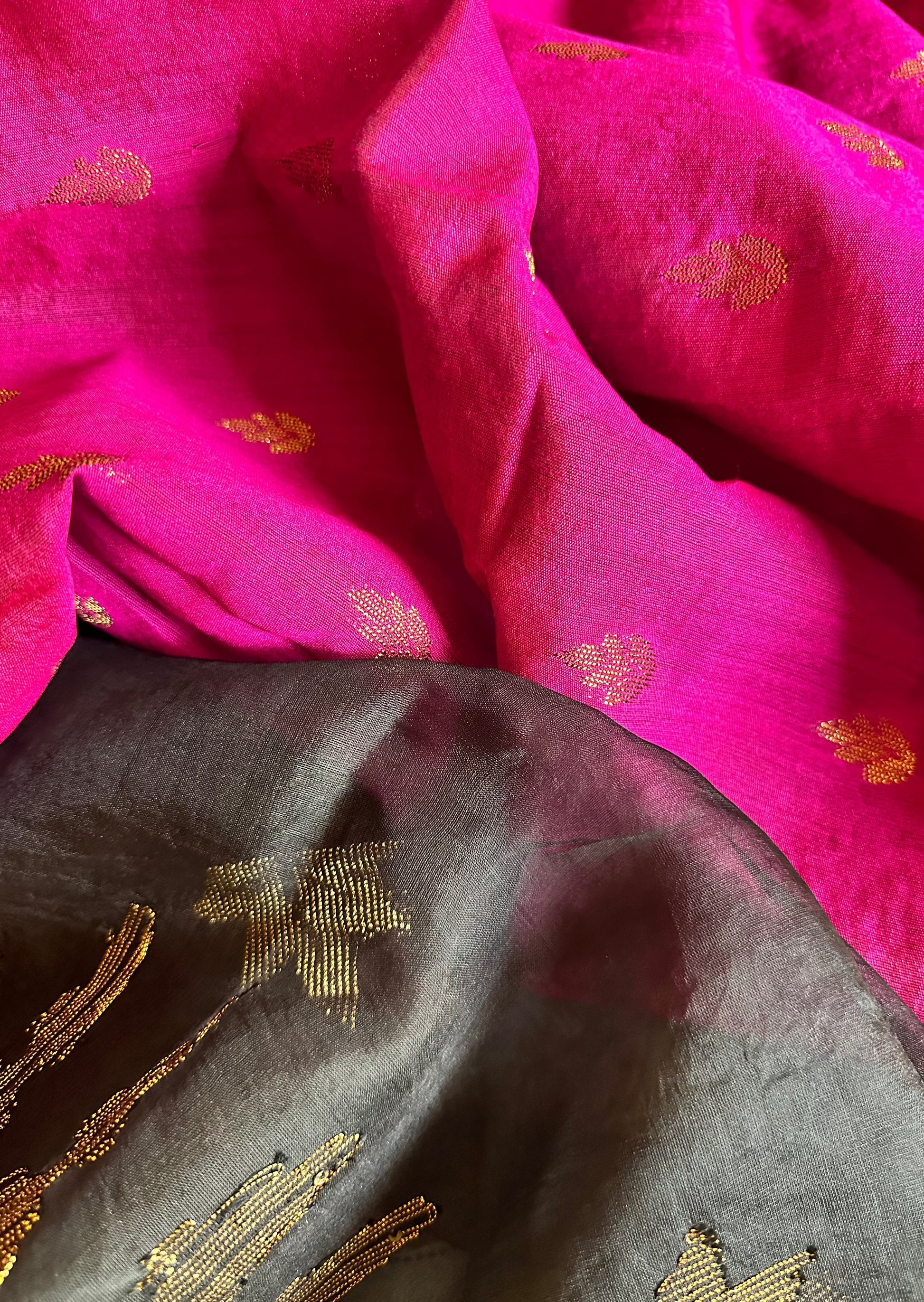 Pure Muslin Silk Handloom Jamdani Sari - Raahini