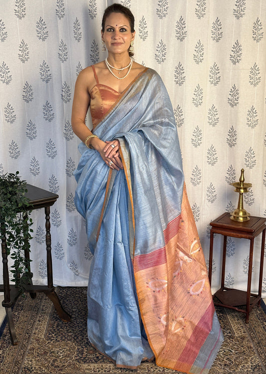 Blue Matka Silk Saree with Peach Contrast Pallu & Jamdani Hand Work